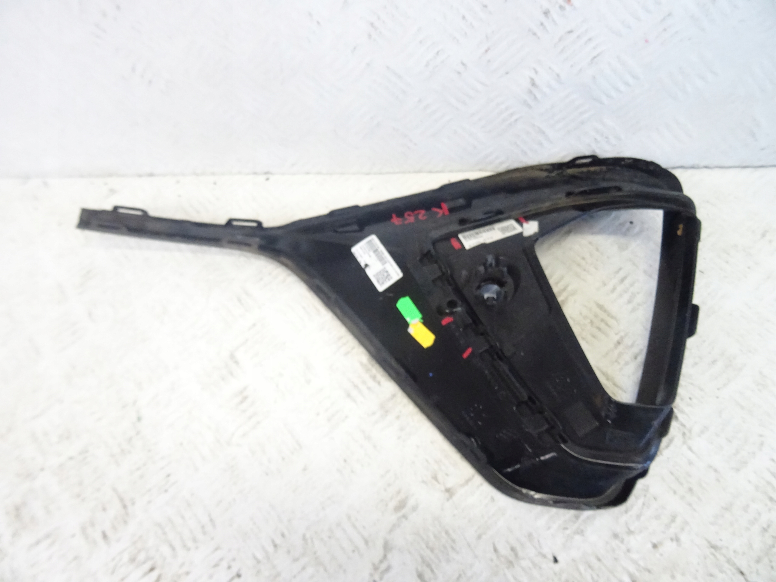 grid of a bumper front front right AUDI Q8 ETRON S LINE 4KE121736A