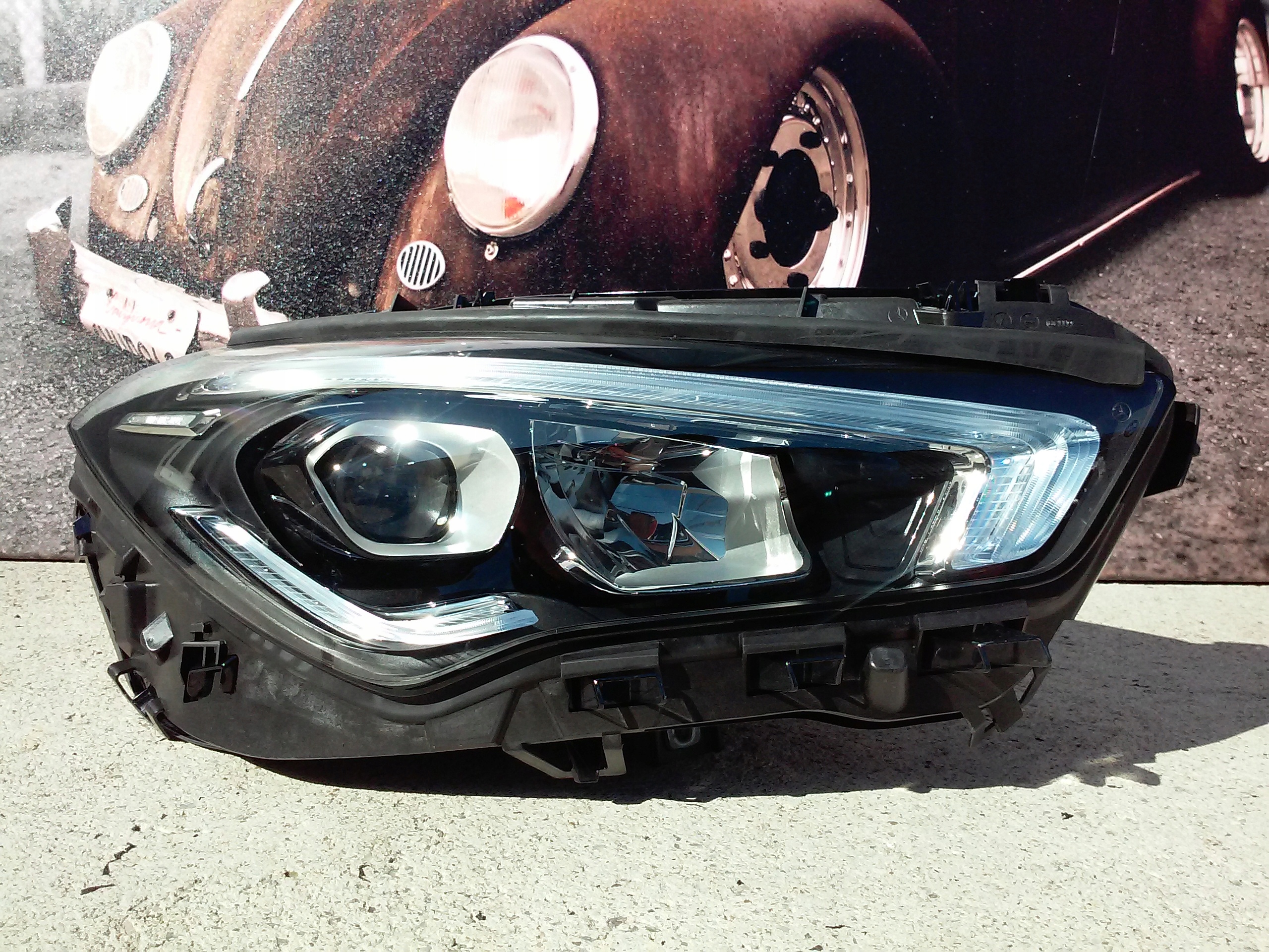 MERCEDES КЛА W118 A1189062600 ПОВНИЙ КОМПЛЕКТ LED ПРАВА