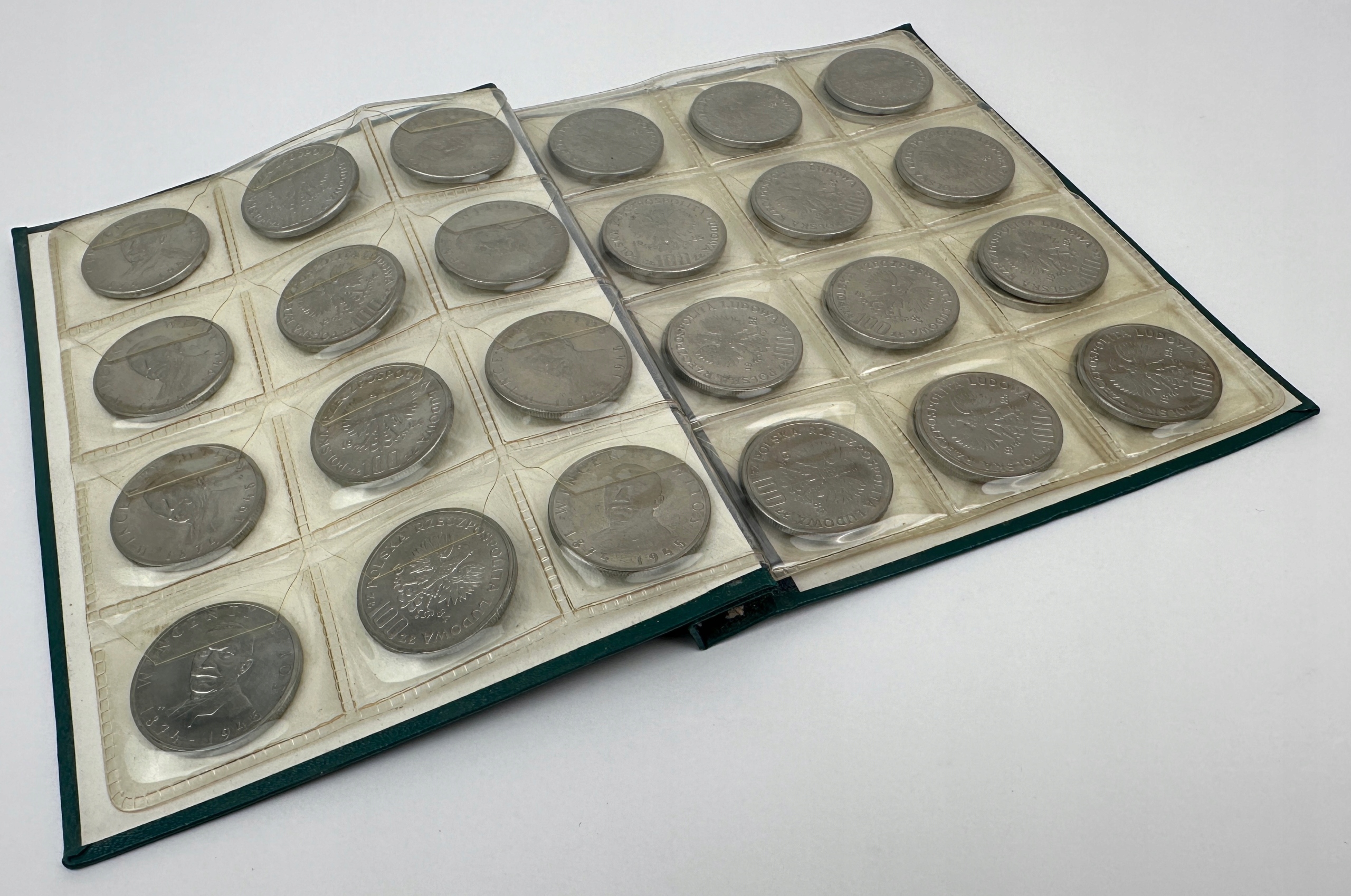 7231. Klaserek z monetami PRL