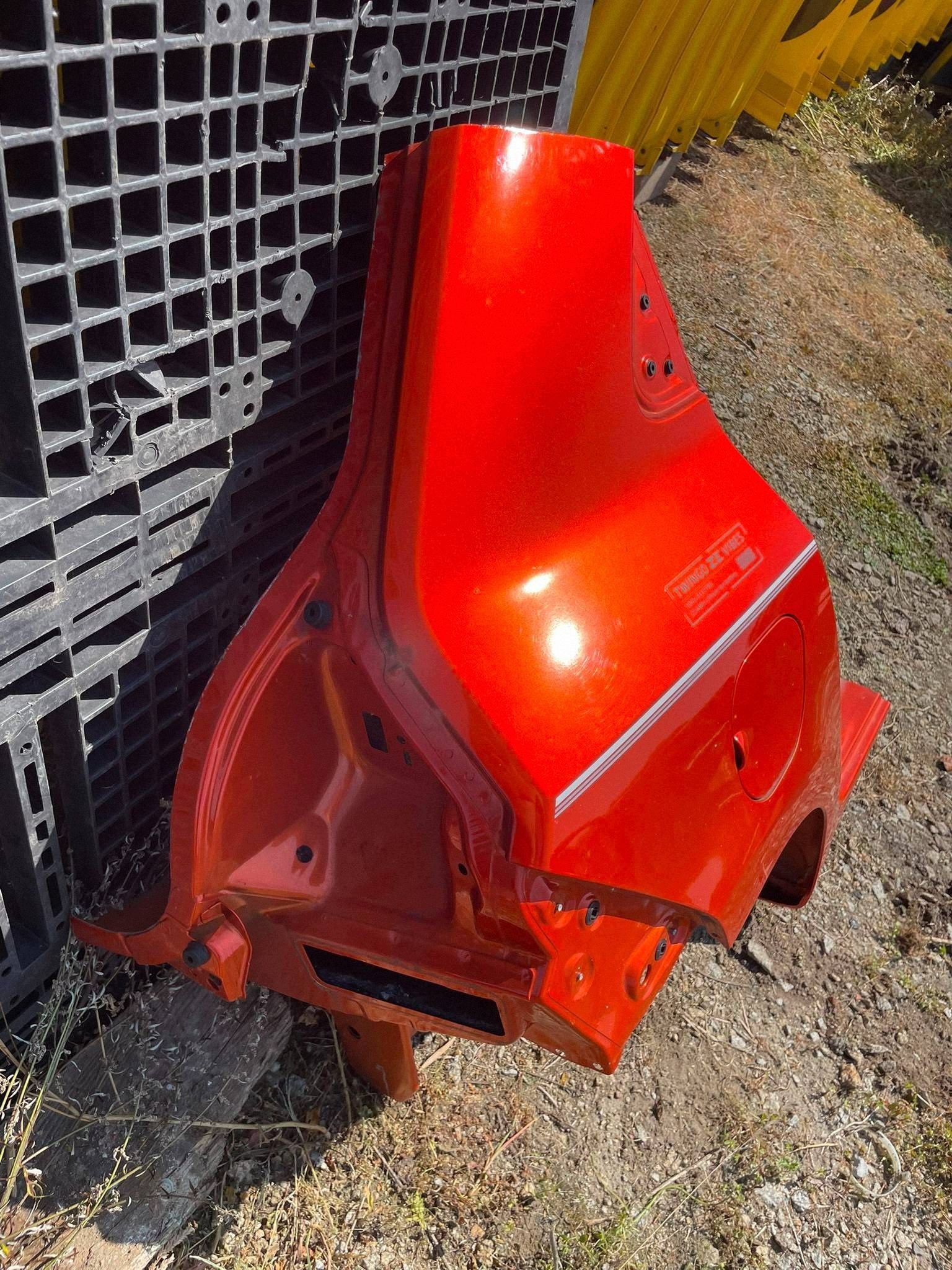 quarter rear fender side rear part side right Renault Twingo III TEEQB