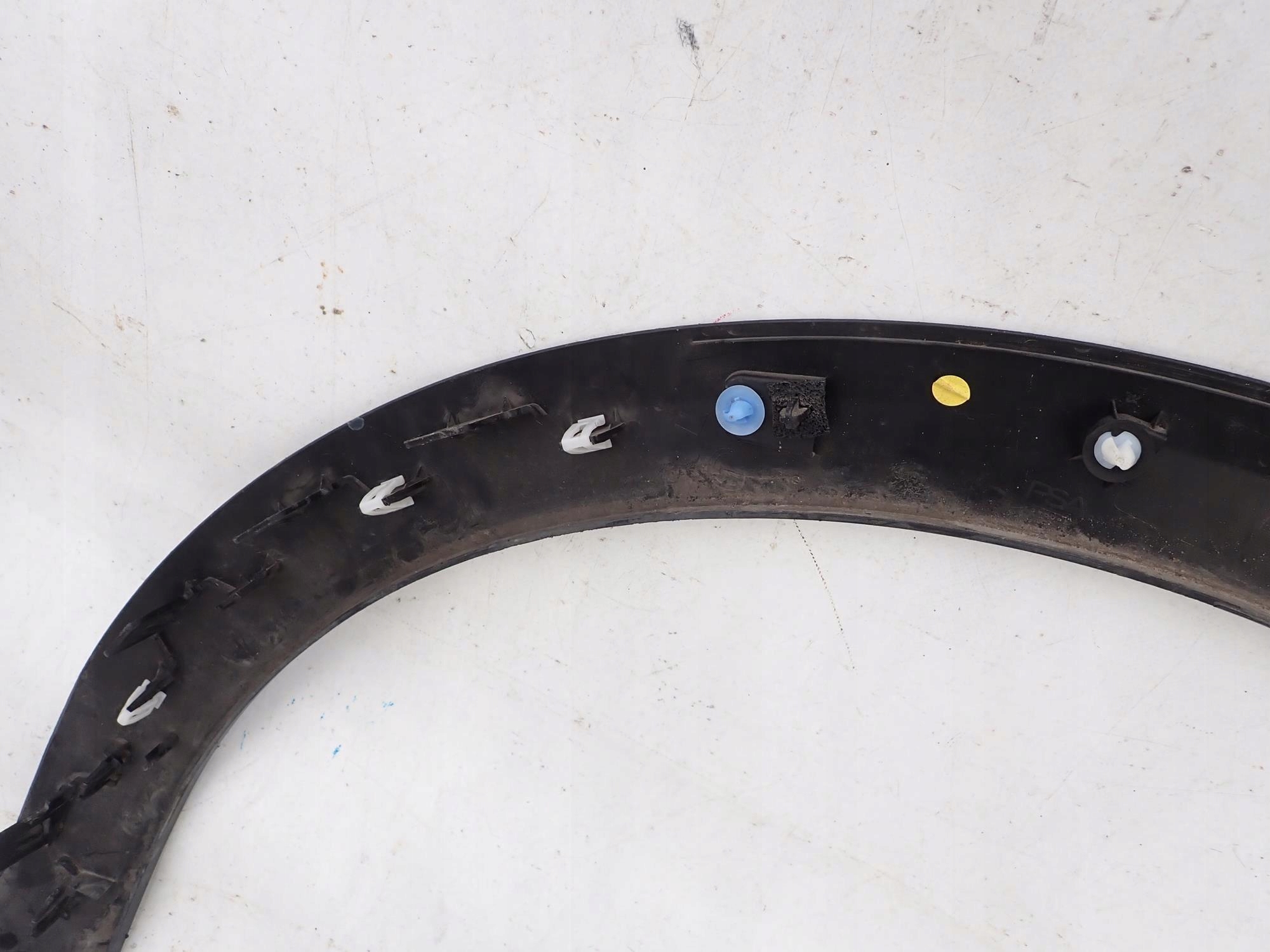 CITROEN C4 III 3 20-> moulding cap left rear part