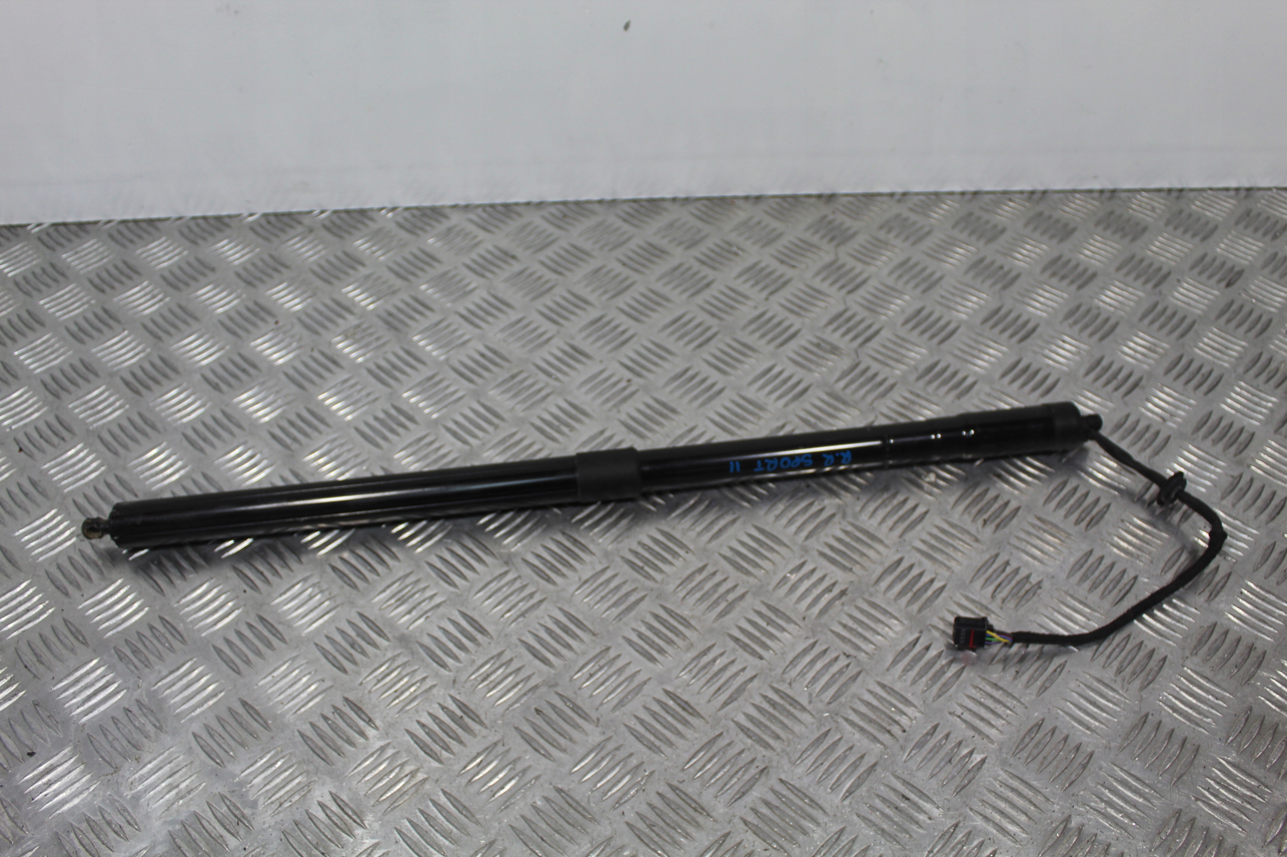 damper bonnet RANGE ROVER SPORT II L494
