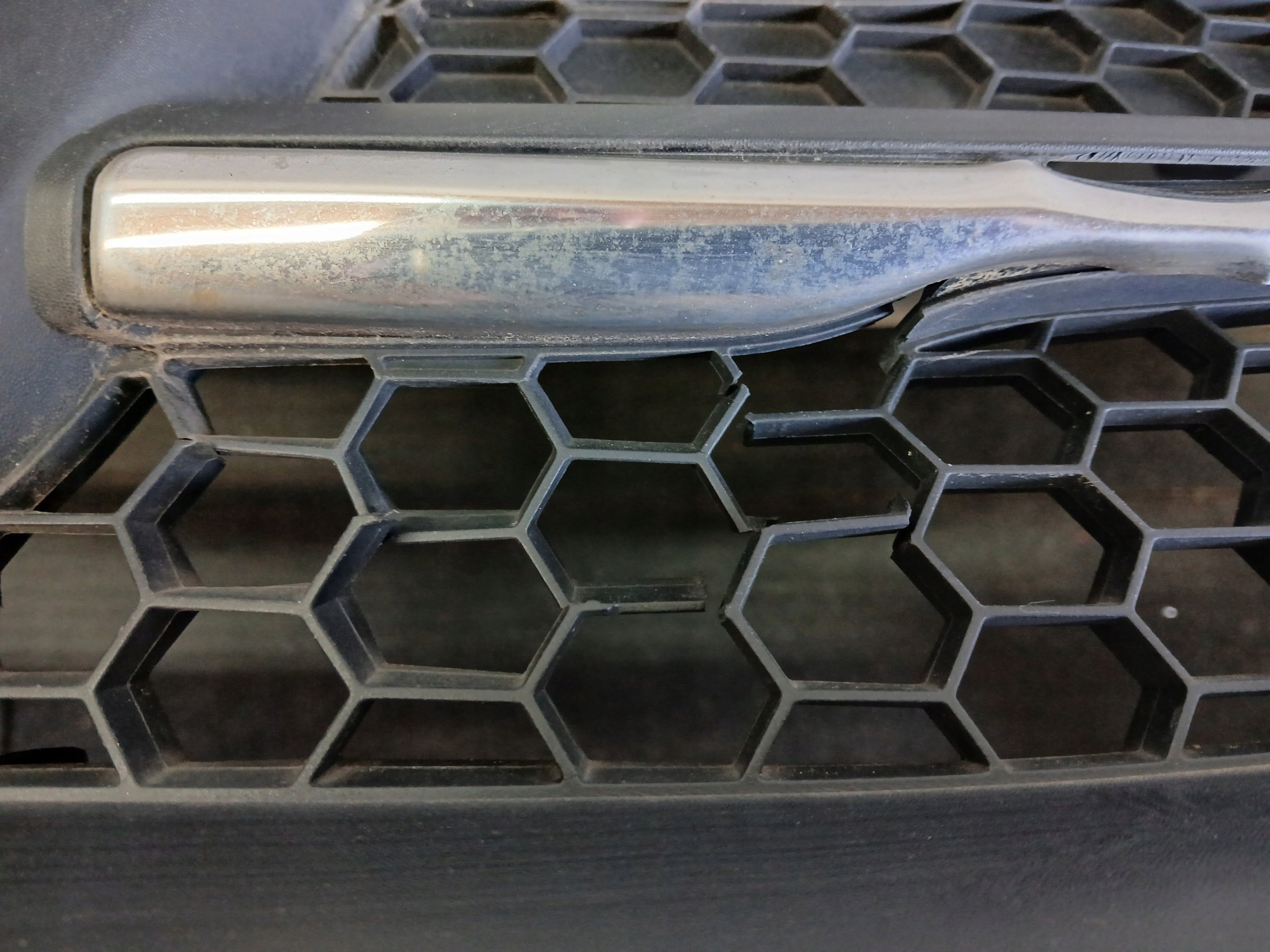 bumper front DACIA SANDERO LOGAN II 2 12-15