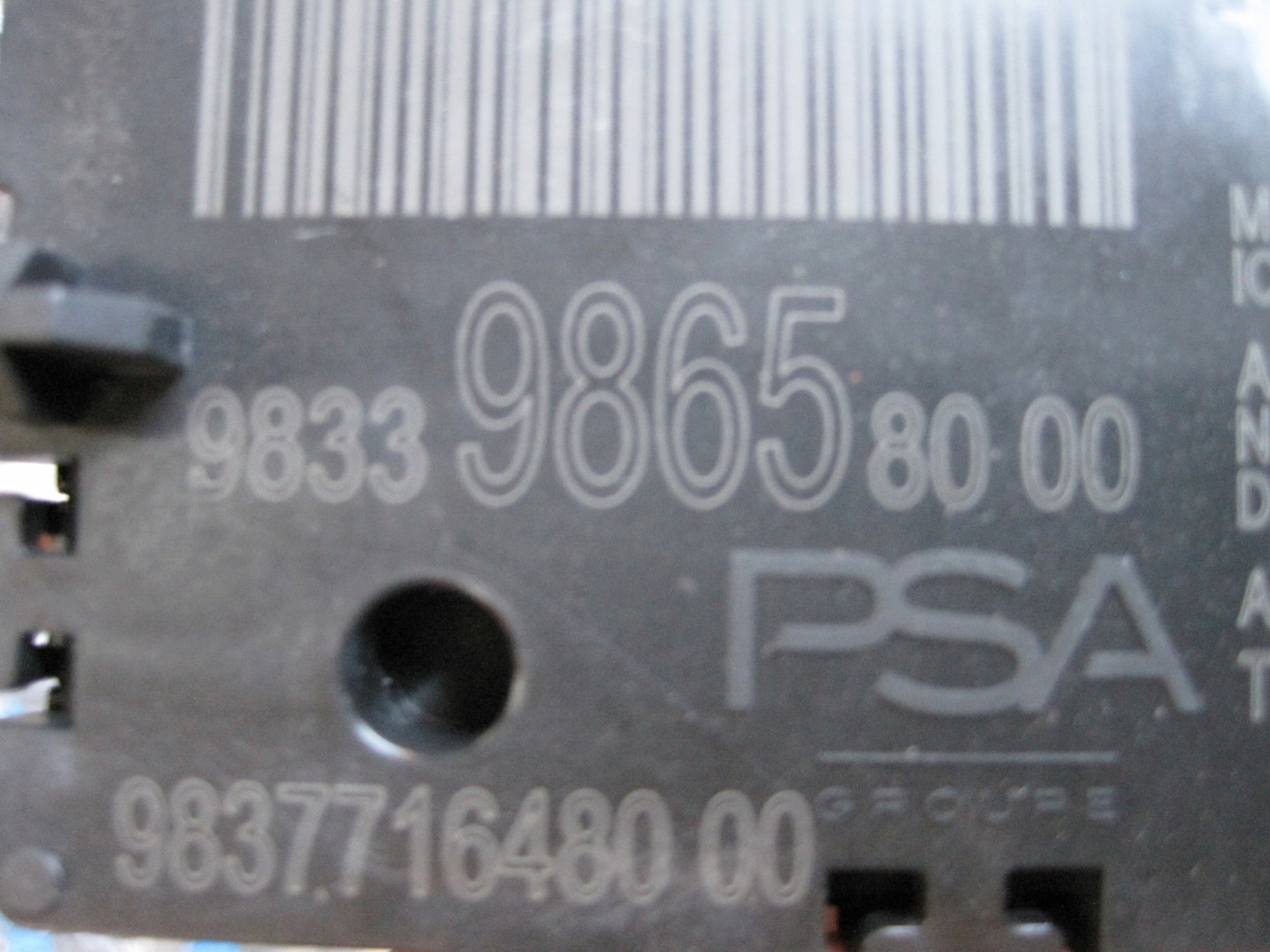 ModuŁ ŁADOWARKI INDUKCYJNEJ CITROEN DS4 II 9833986580 Producent Citroen OE