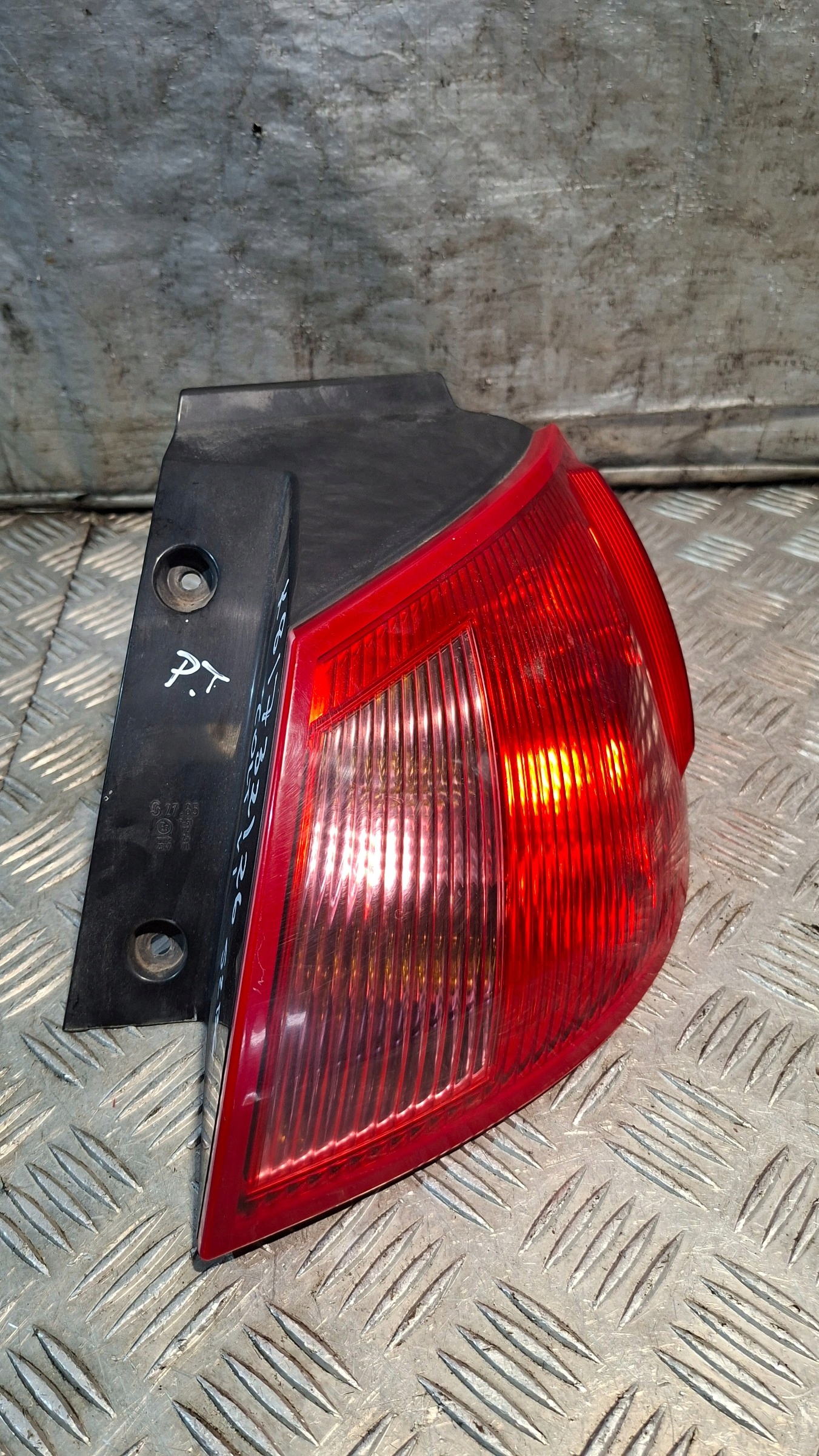 light right rear part MITSUBISHI COLT VI
