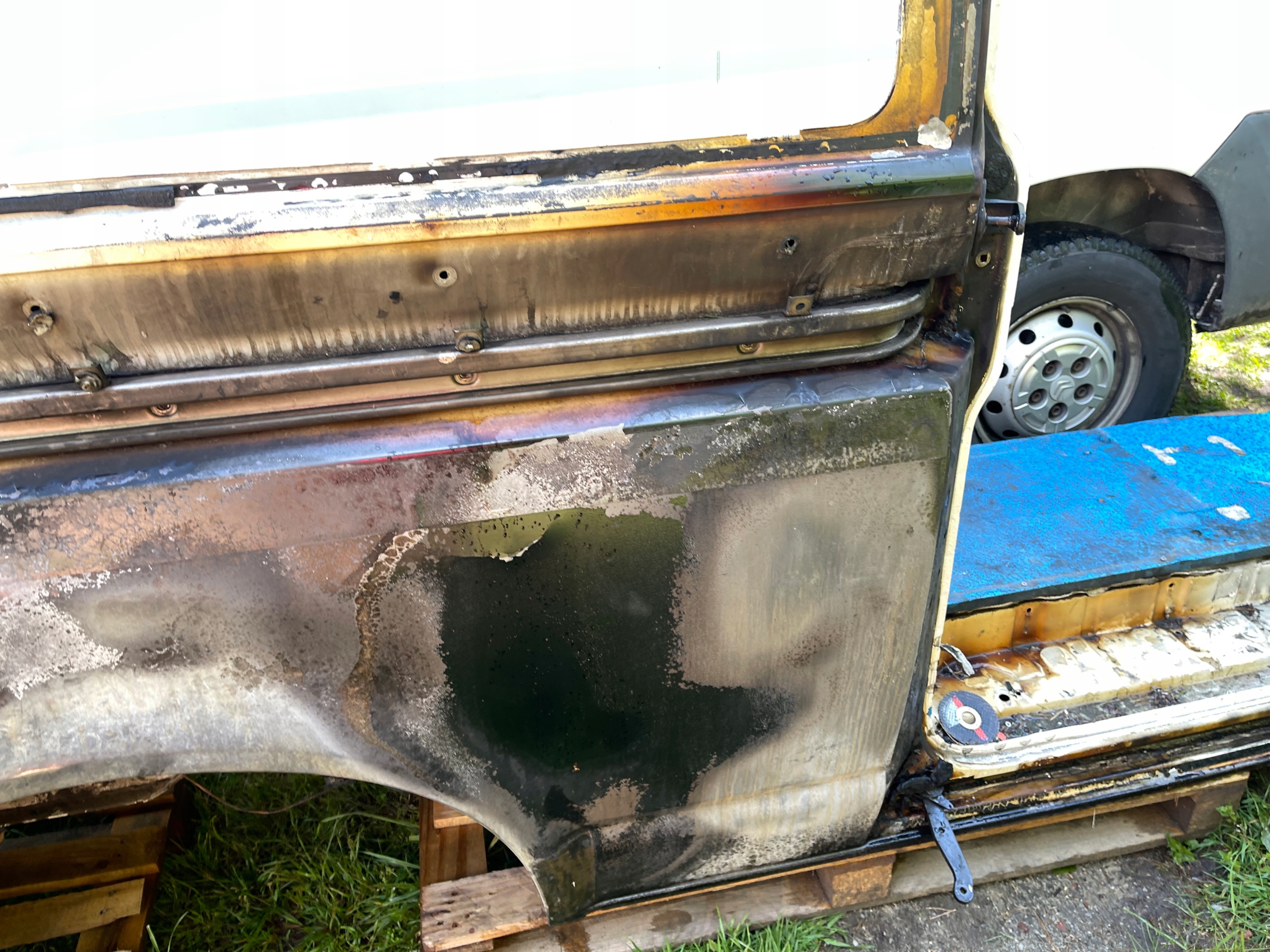 VW TRANSPORTER T6 fender side right rear part rear LONG long