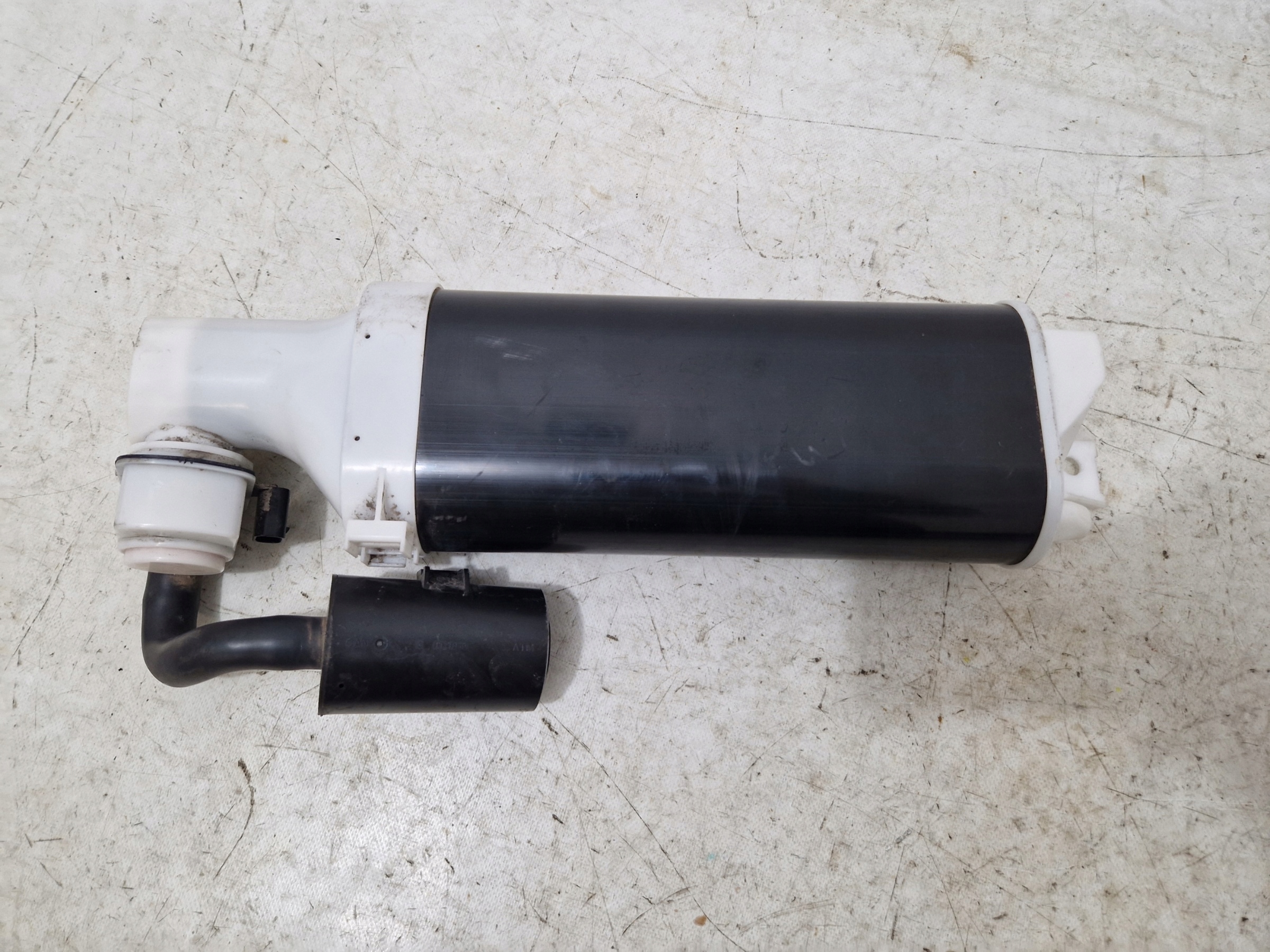 DODGE CHALLENGER 2019- 3.6 / 5.7 karbonski filter OPAROW goriva 68421012AA