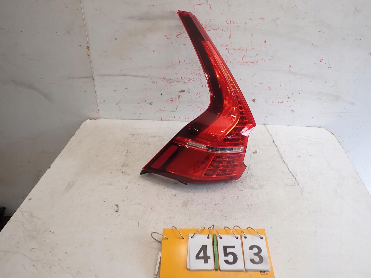 light rear part rear left VOLVO XC60 II 2017- 32228914