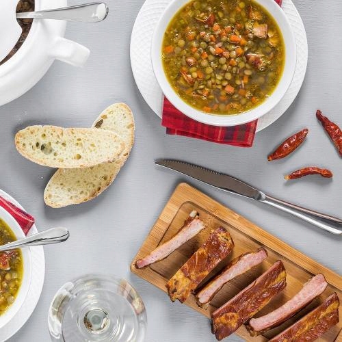 Nóż do steków ze stali nierdzewnej Wilmax 23,5 cm Linia Julia