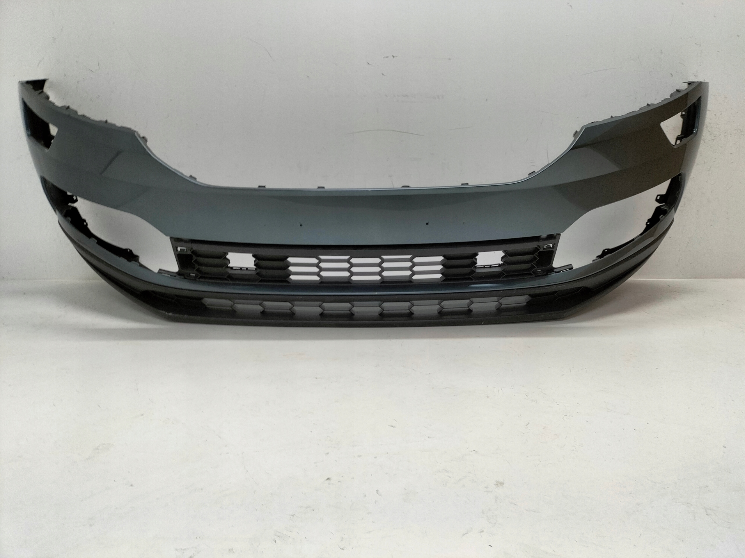 front bumper front SKODA KAROQ 17