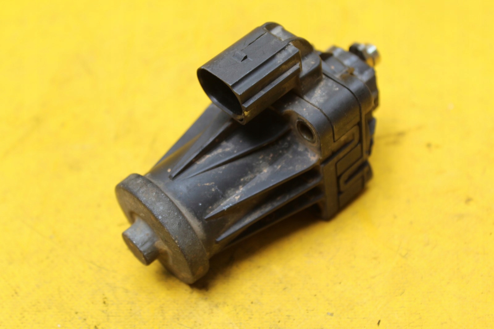 клапан EGR CORSA d Astra J 1.3 A13DTE 50276422
