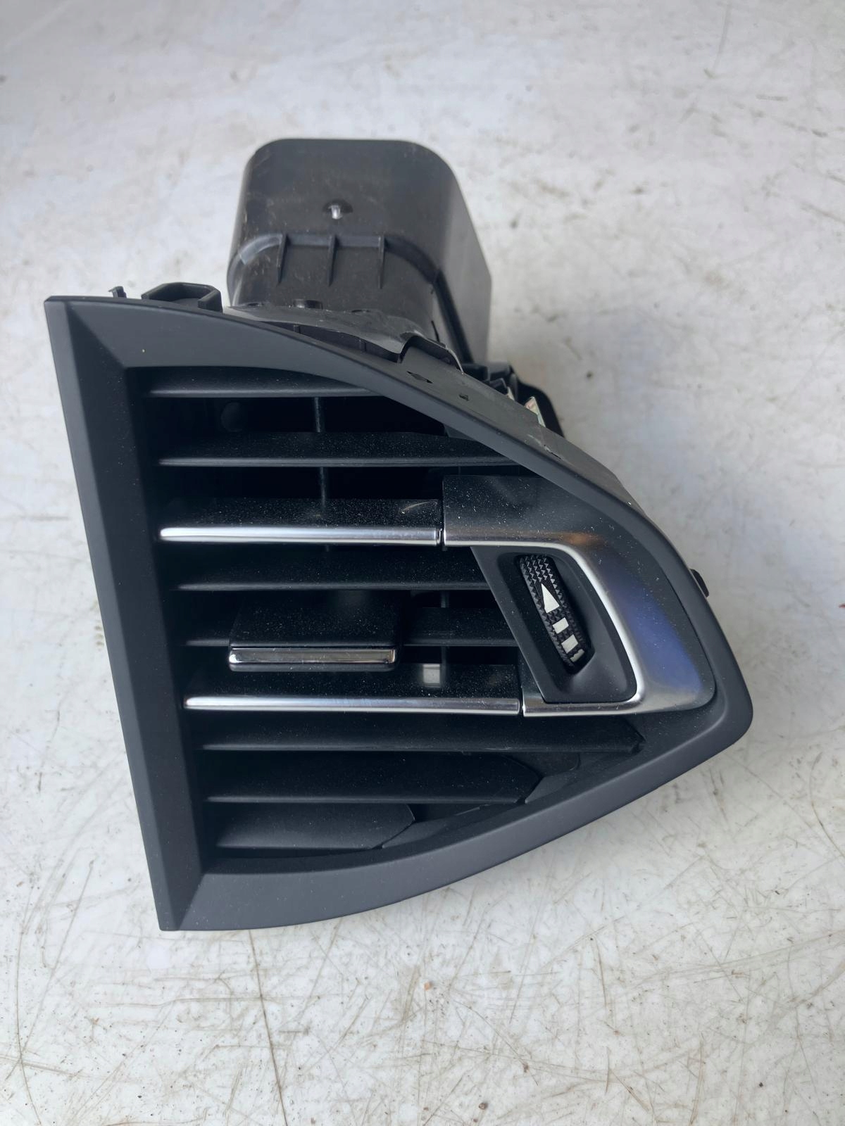 grid air conditioning devices right central PEUGEOT 308 T9 96782700 #21
