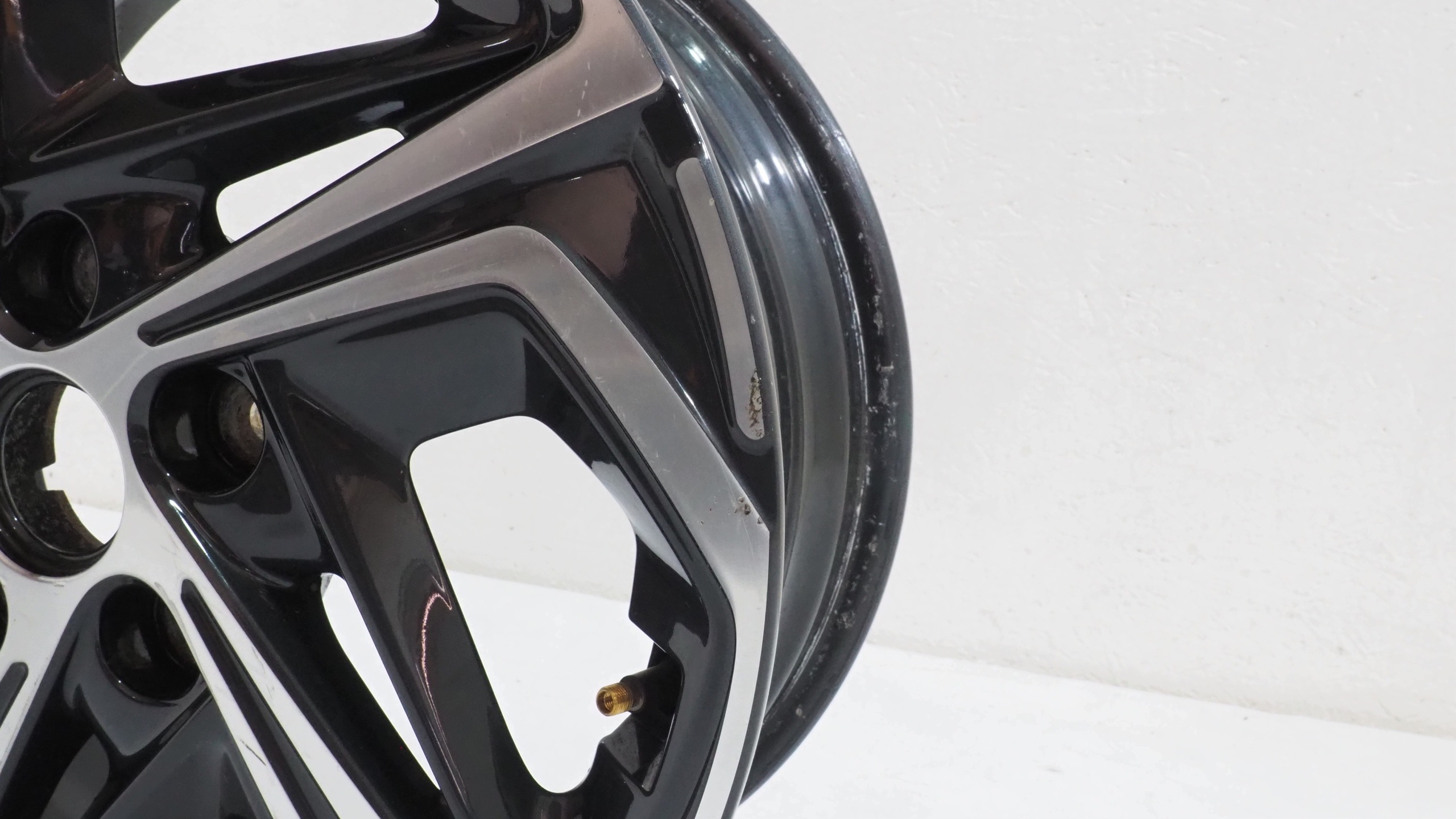 Hyundai disc aluminium 16 52910-G4600