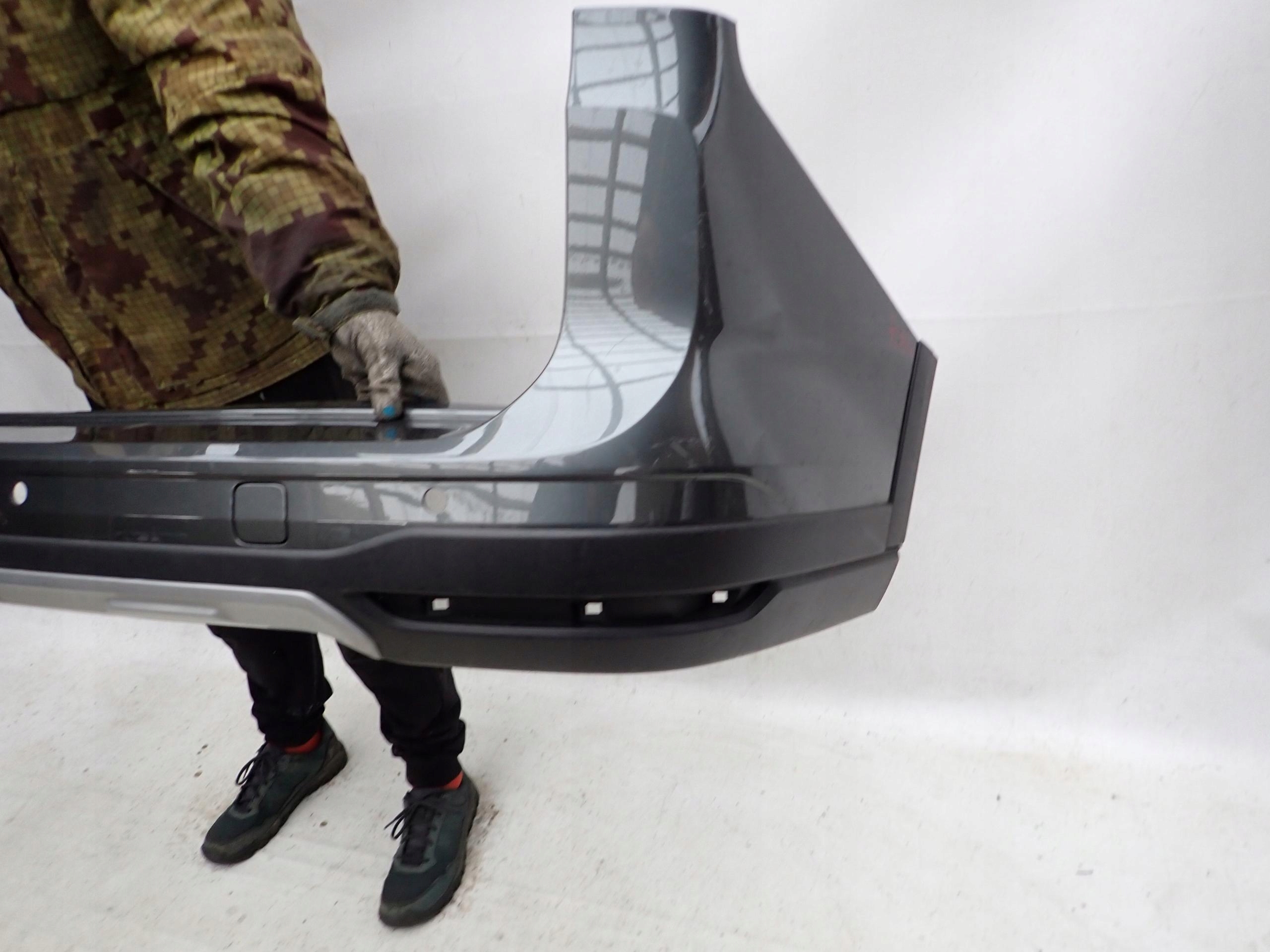 VW CADDY 2K7 IV CROSS 20- bumper rear part rear PDC MAXI