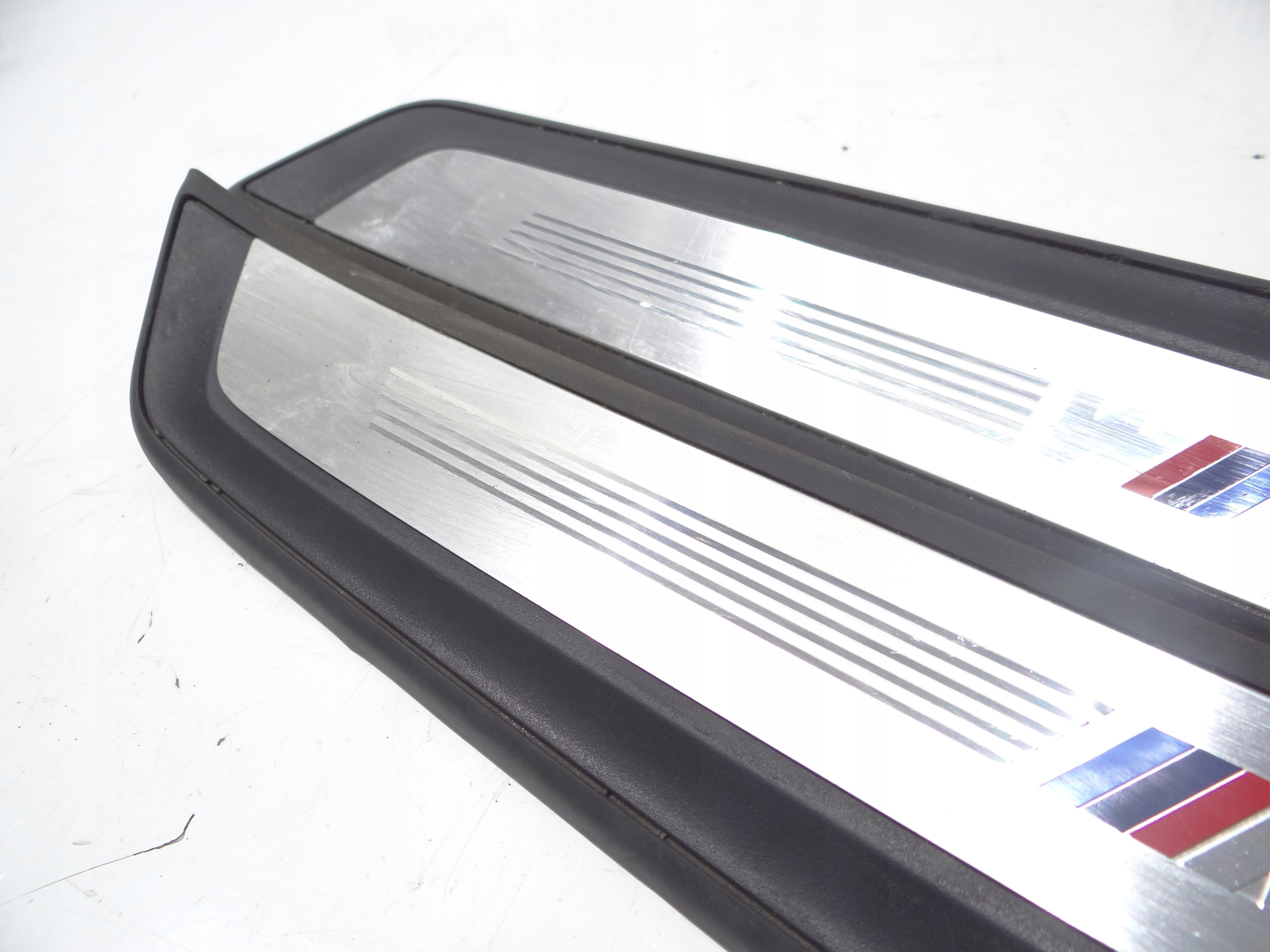 mouldings threshold BMW X1 E84 M PAKIET OE 8047745 KOMPLET