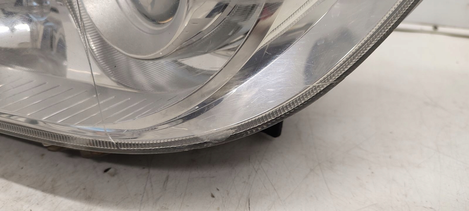 light front front left xenon Mercedes Sprinter 906 2,2 CDI