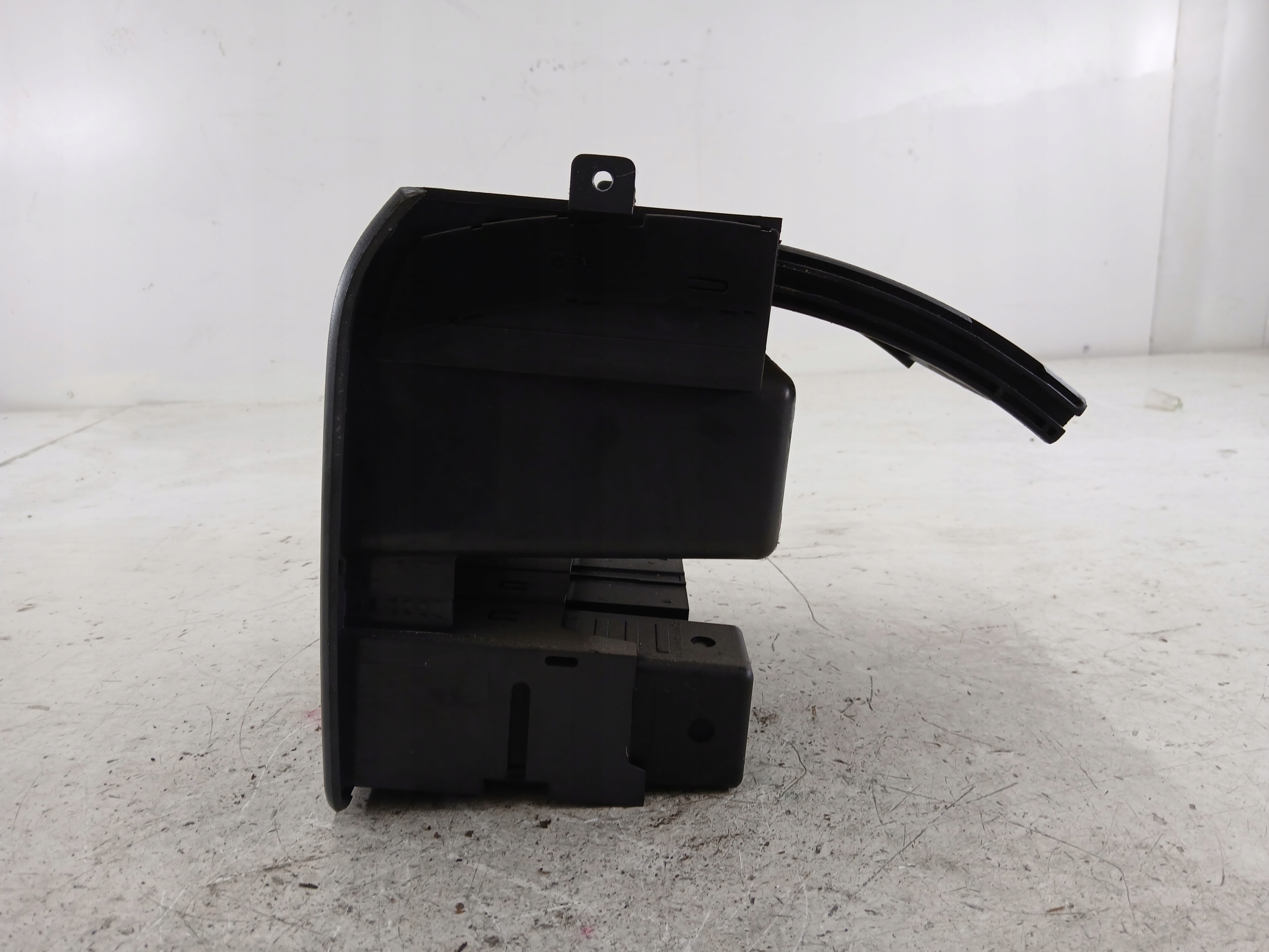 MERCEDES VITO W638 bracket for KUBEK passenger compartment for KASETY