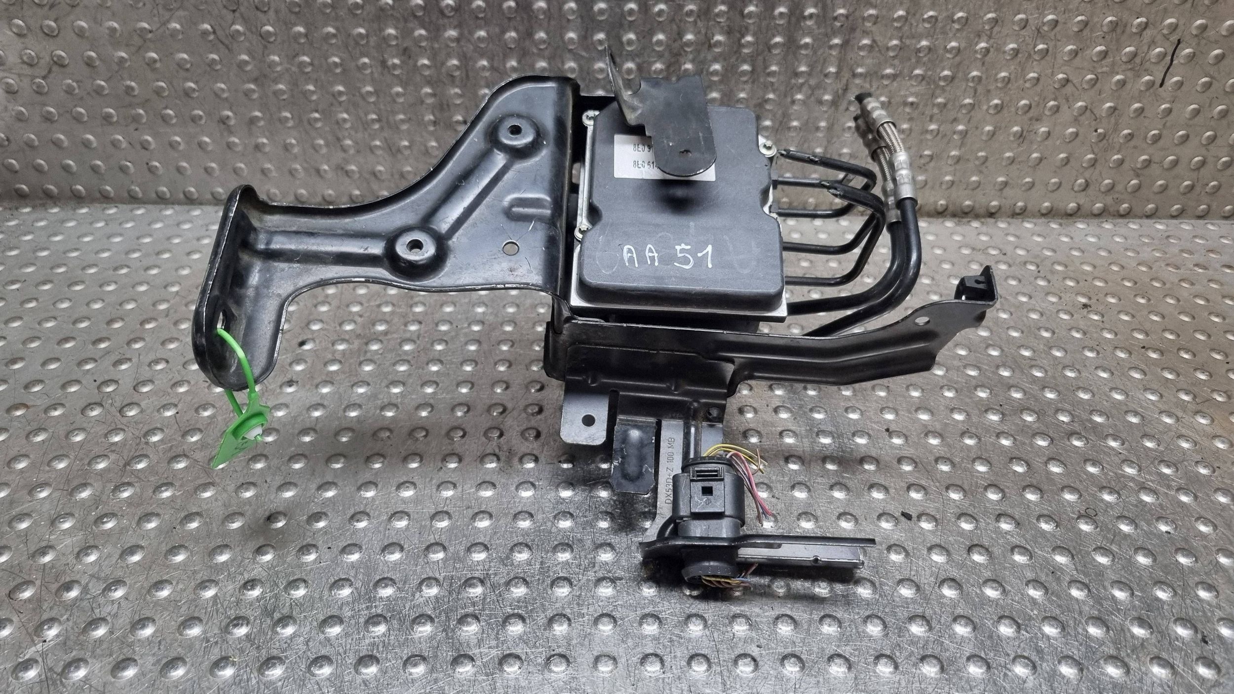 pump control unit ABS 8E0614517BF 8E0910517H AUDI A4 B7 SEAT EXEO