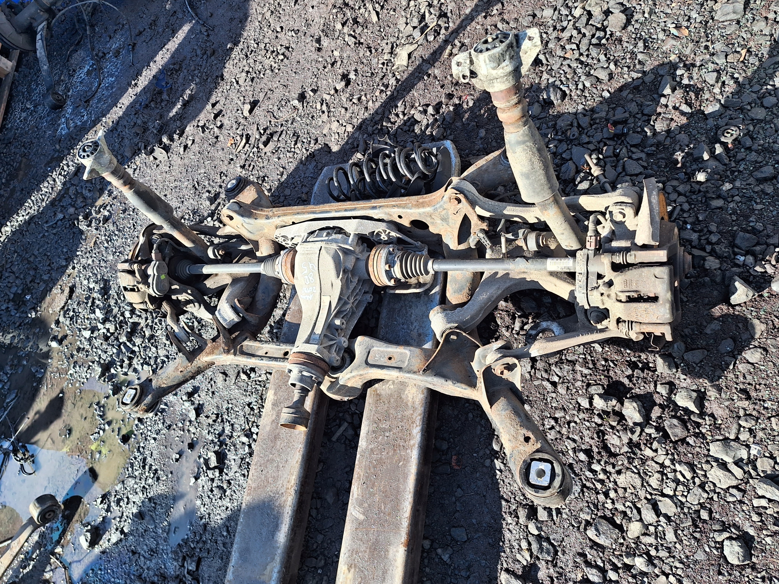 AUDI Q5 8R 08-12 differenciál hátsó 2.0 TDI AUTOMAT QUATTRO