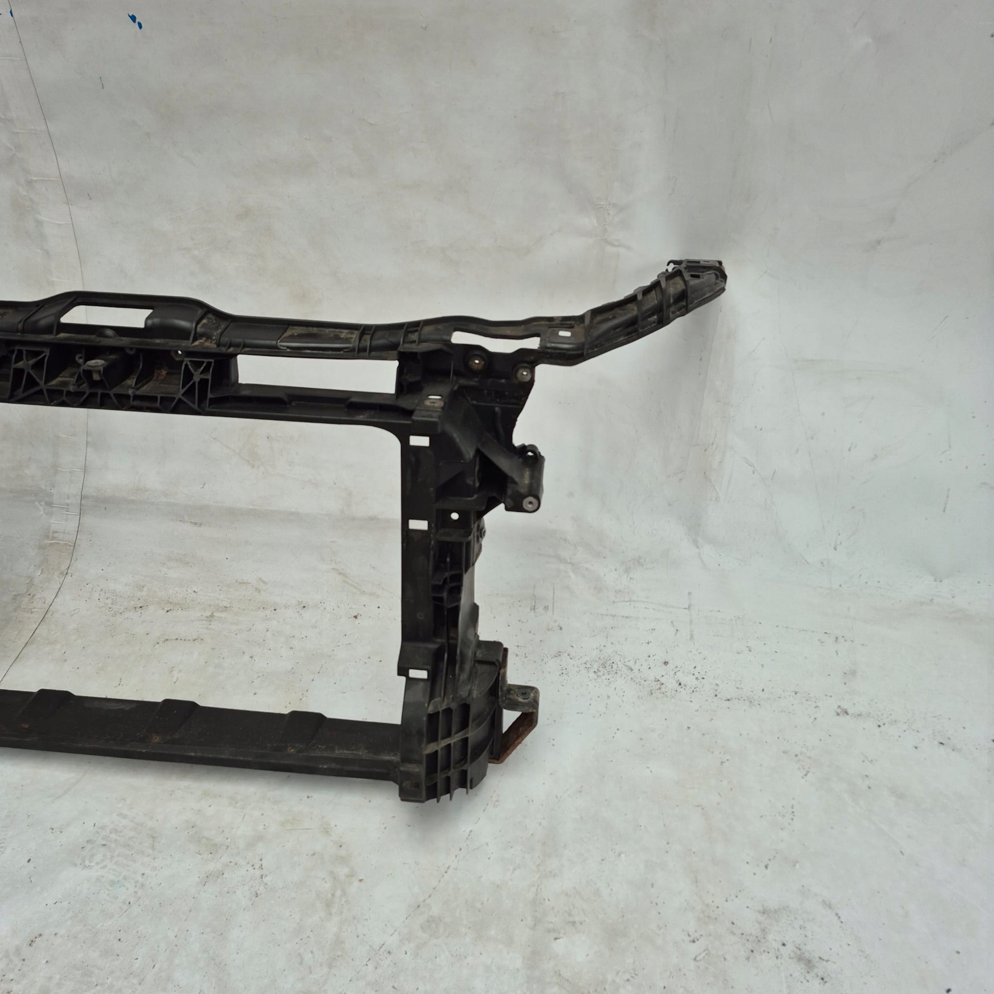 AUDI A1 8X 8X0 10- support panel for radiators pillar iron 8X0805588B