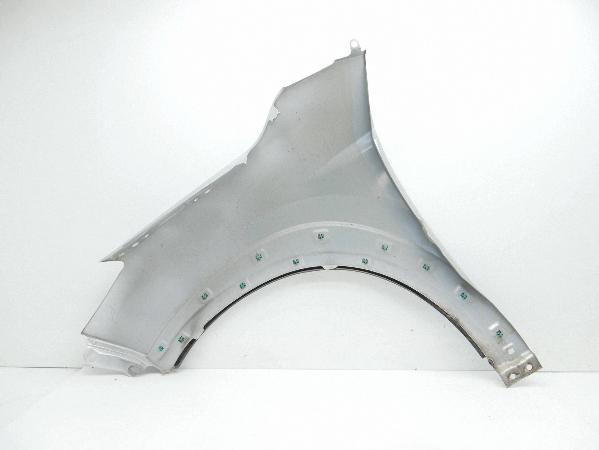 fender right front front HYUNDAI TUCSON III 3 PLATINUM SILVER