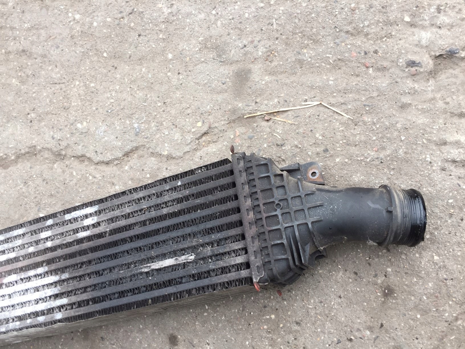 AUDI A4 B8 A5 8T intercooler radiator 8K0145805G