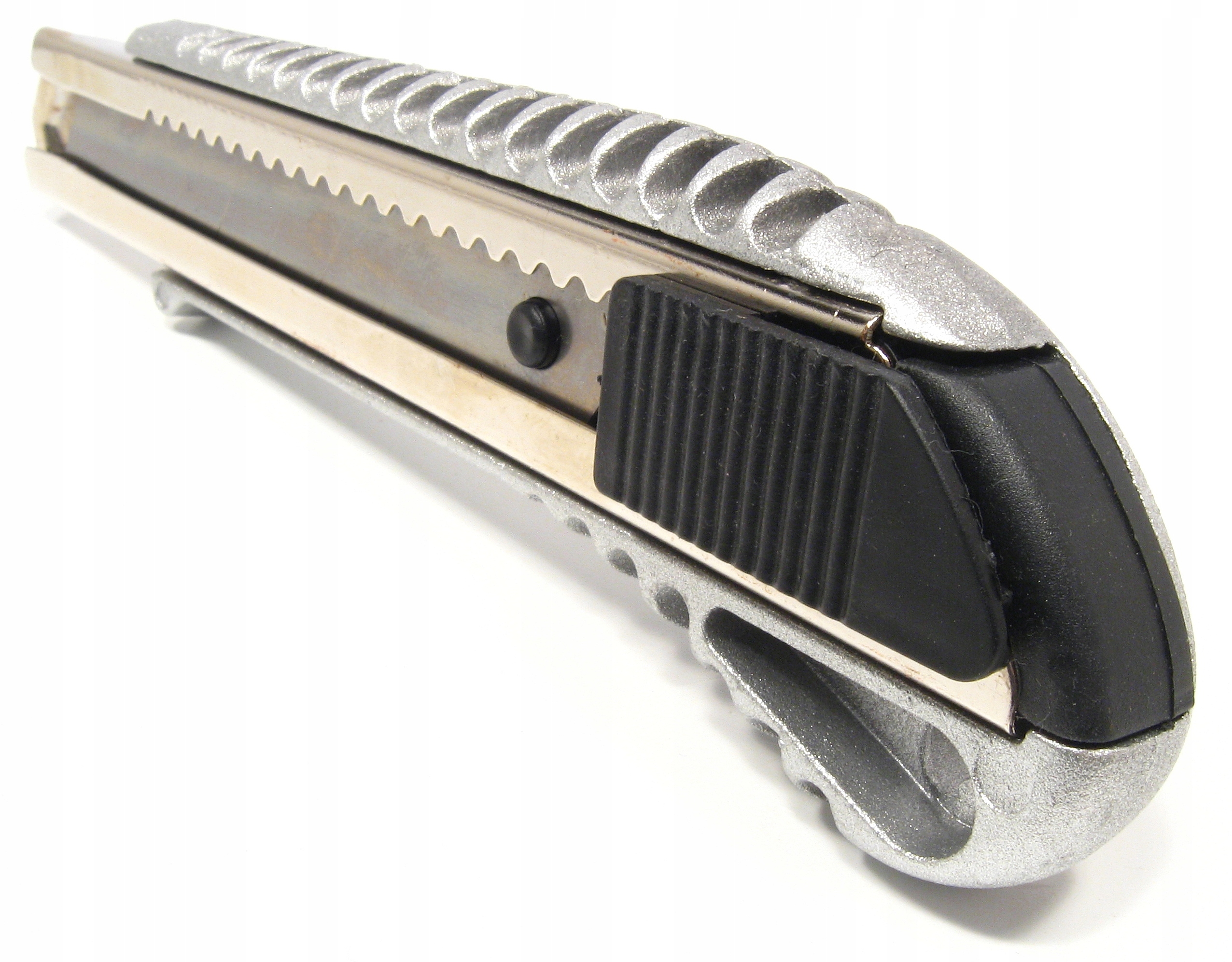 

Metalowy nóż nożyk do tapet ostrze łamane - 18mm