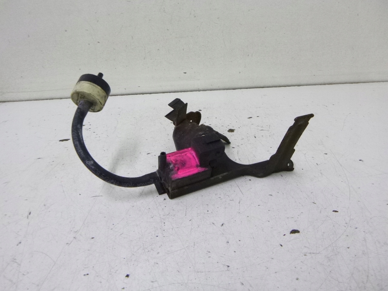 valve vacual BMW E46 2.2 02r.