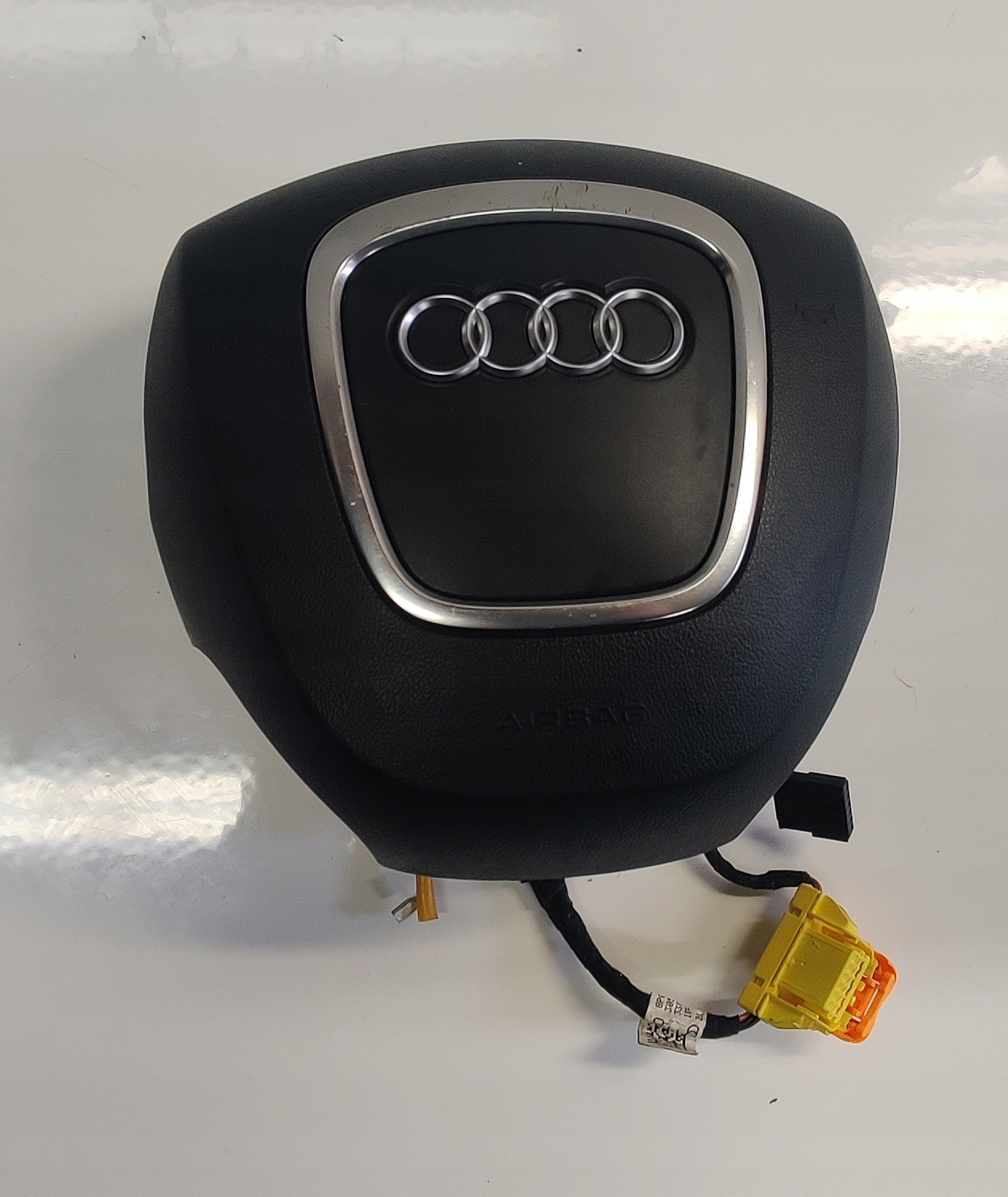 AUDI A3 8P AIRBAG PODUSZKA POWIETRZNA KIEROWCY 8P7880201F