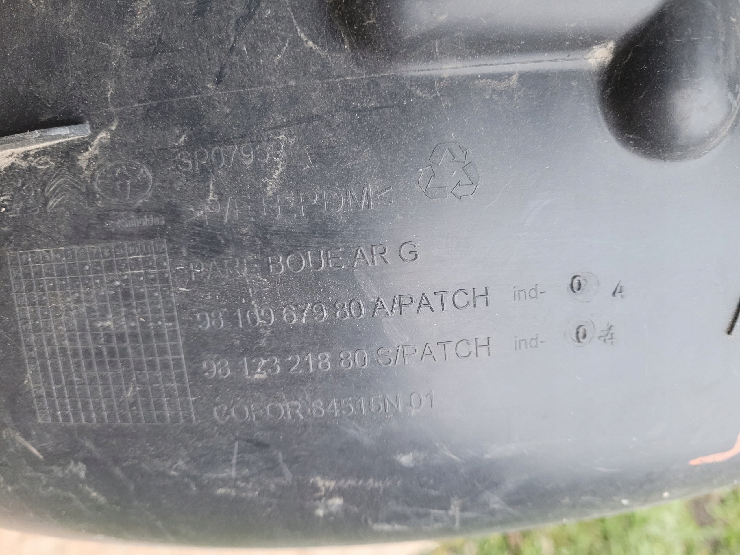 mudguard rear. rear part left PEUGEOT EXPERT III SCUDO III