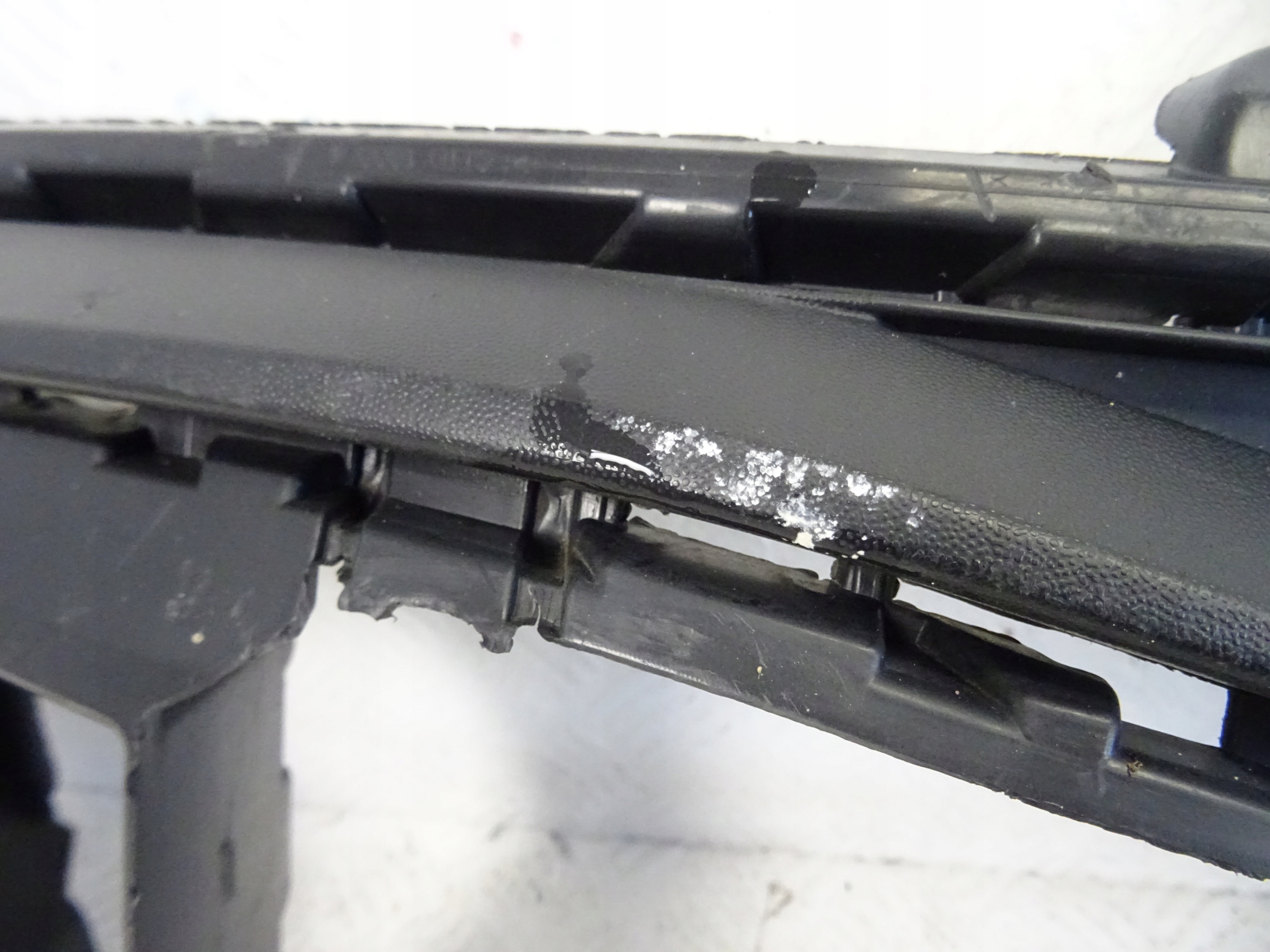 grid of a bumper front front VW UP LIFT 1S0853677F