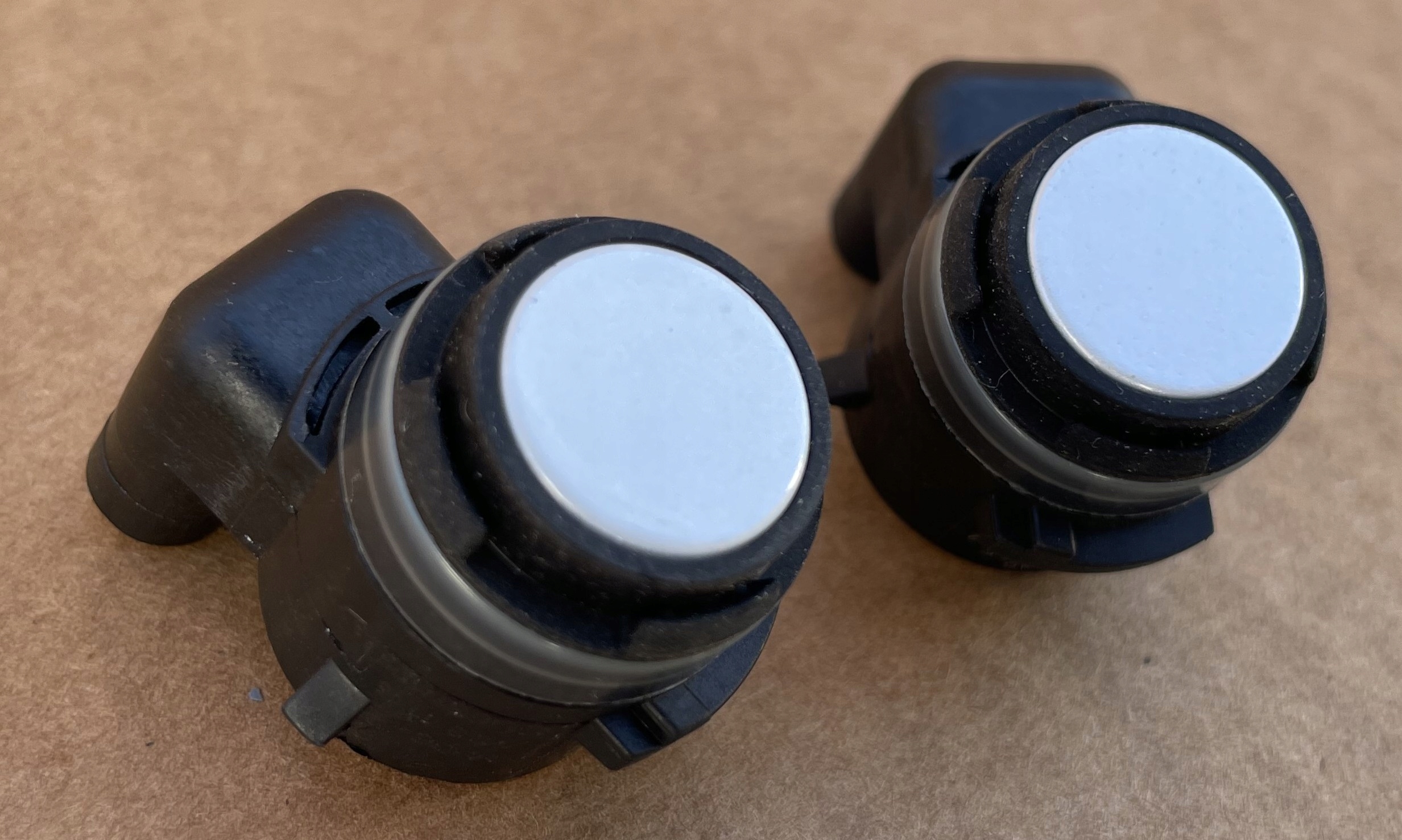 Sensor Parken PDC 5Q0919275C VW SKODA BIALY PERLA