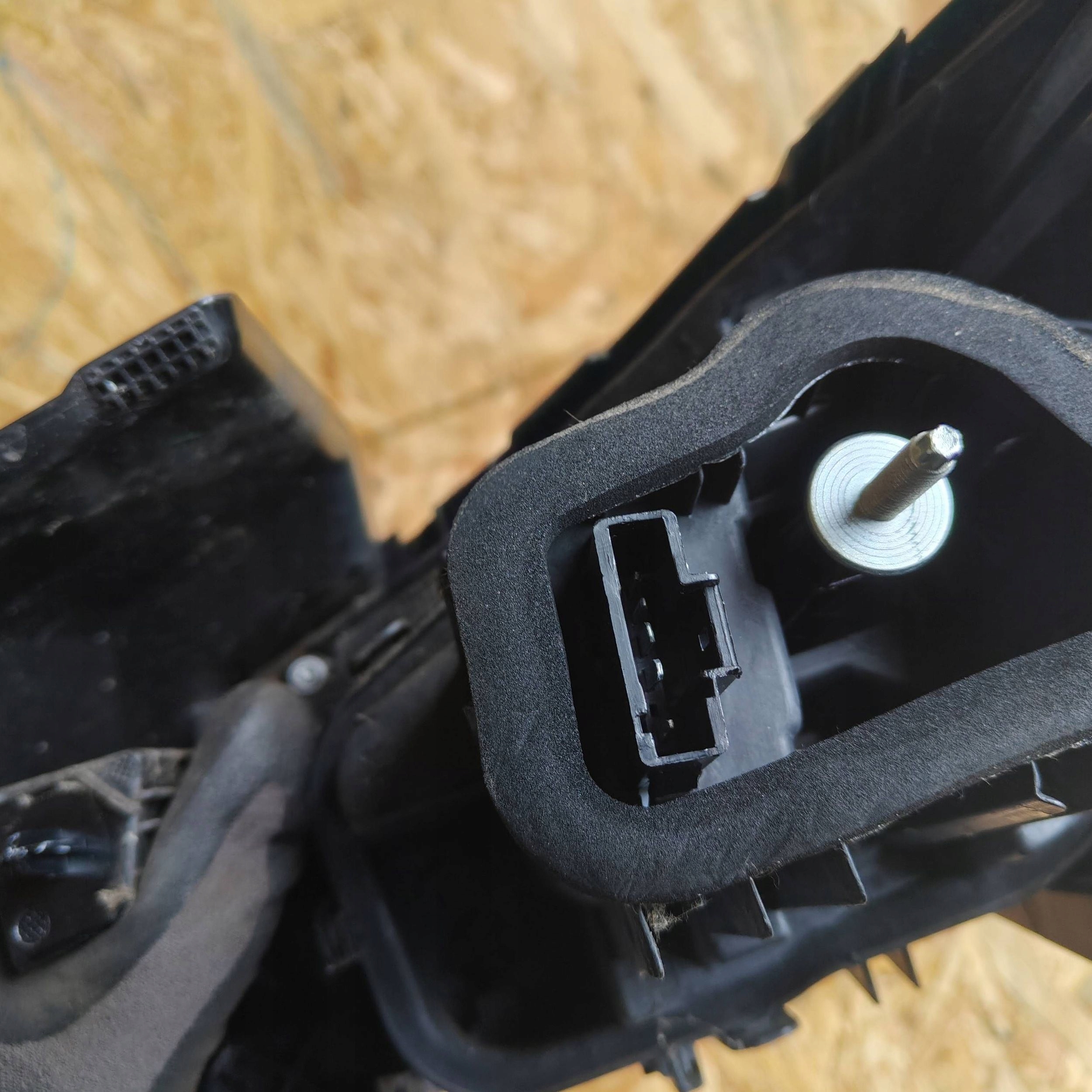 light rear rear part side left Opel Corsa F 90194151