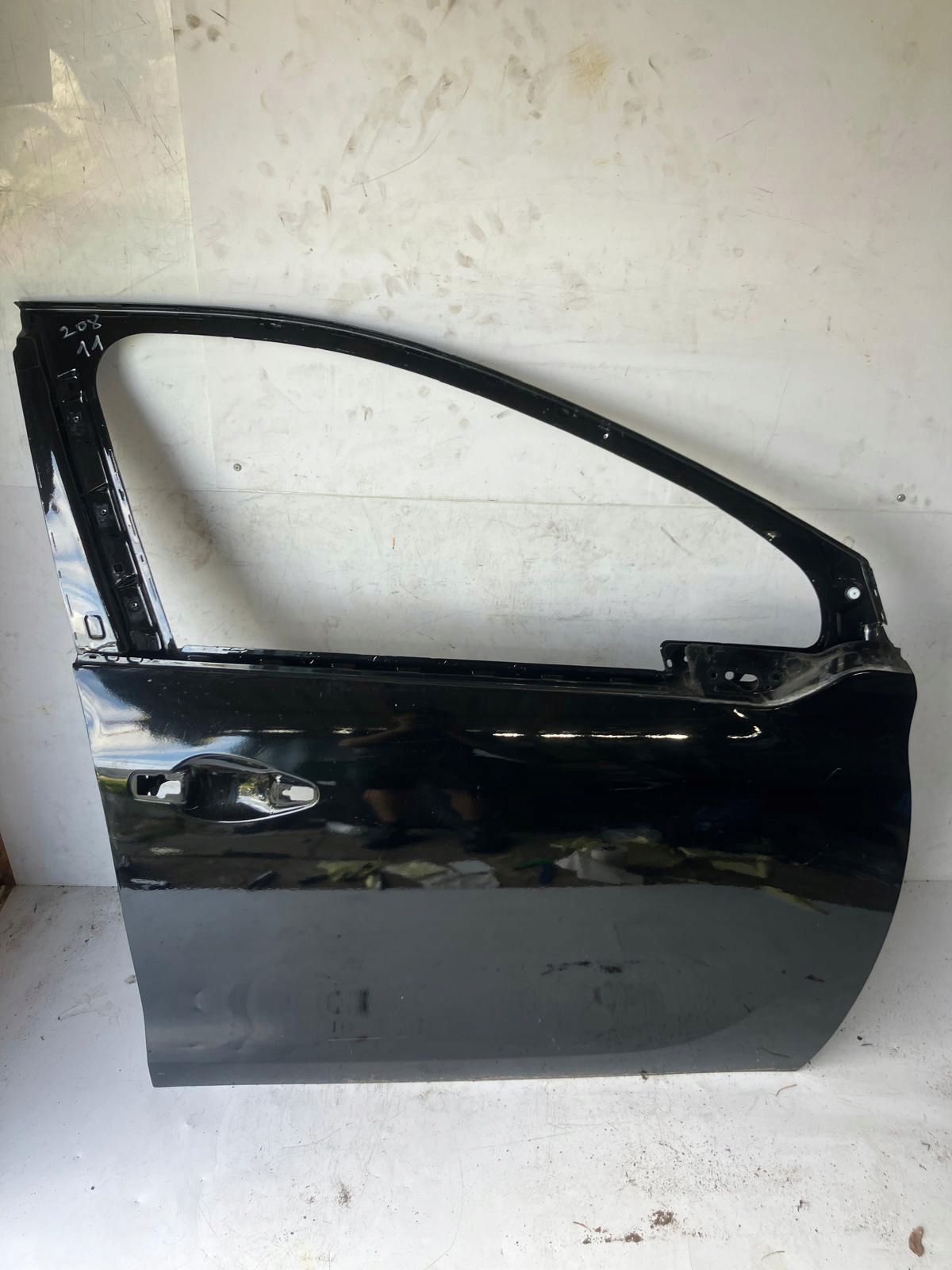 door right front PEUGEOT 208 KTVD