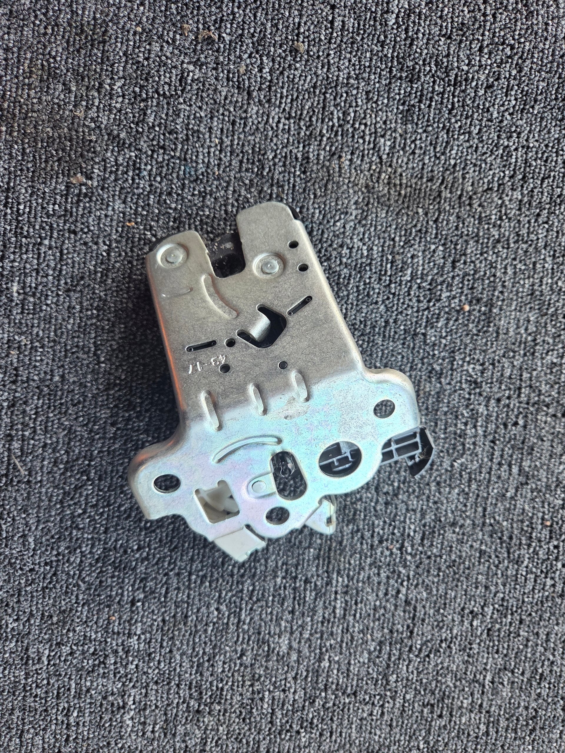 de la Serrure du capot Arrière Arrière Audi A3 8V