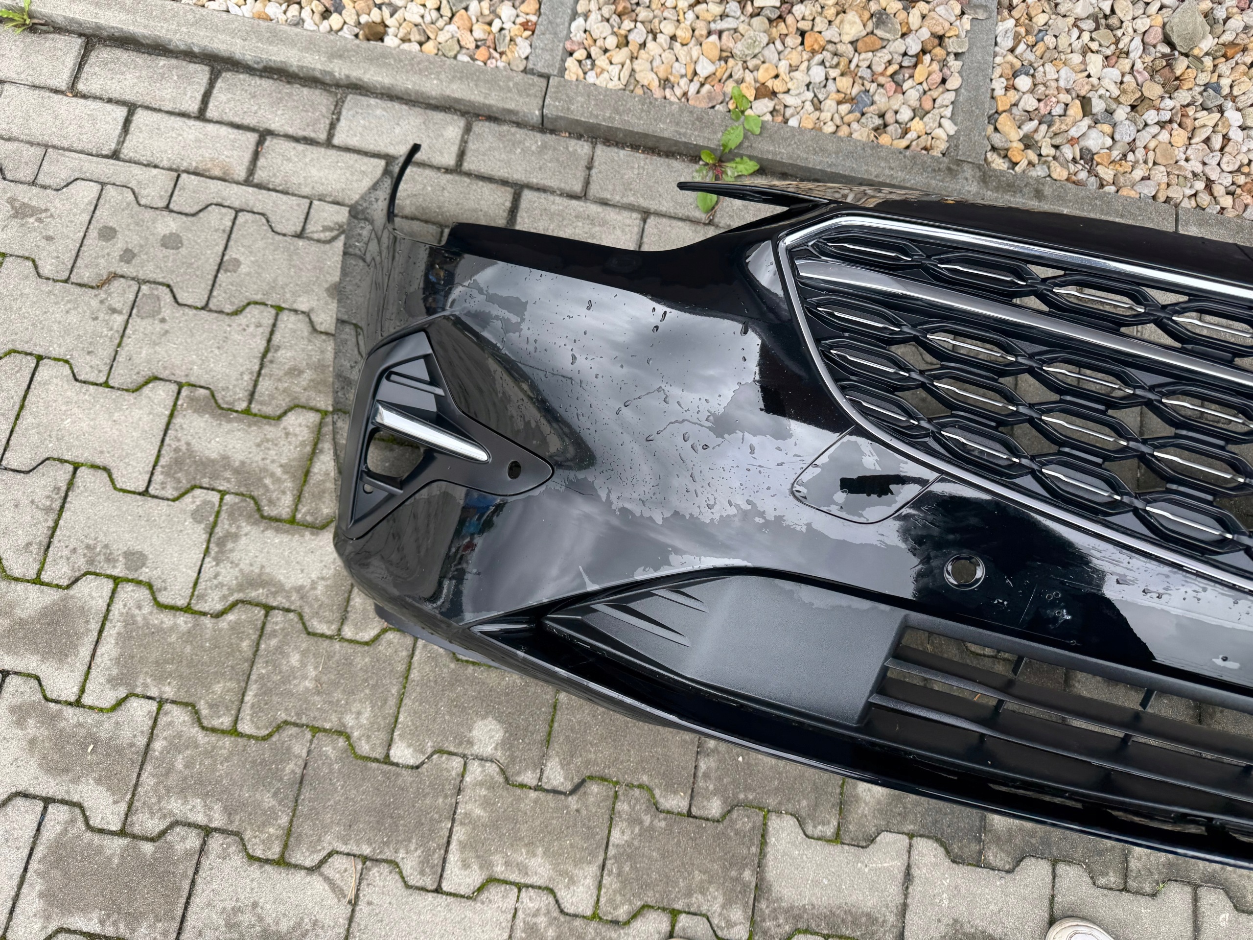 bumper front complete OPEL INSIGNIA B LIFT PDC black!