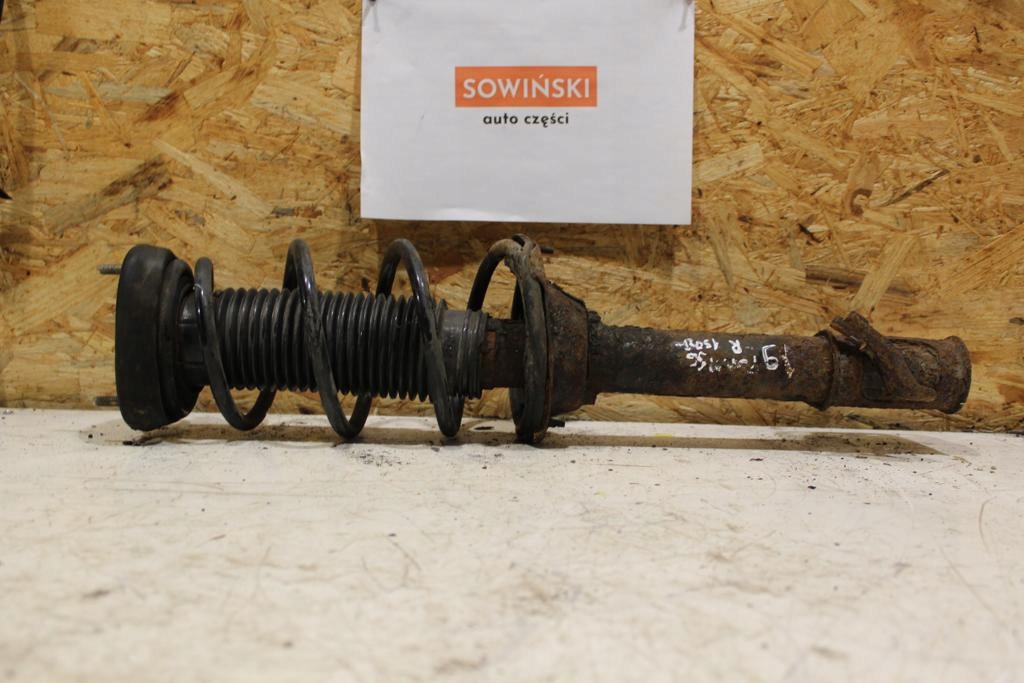 Амортизатор правий R задній задній Subaru Forester SG