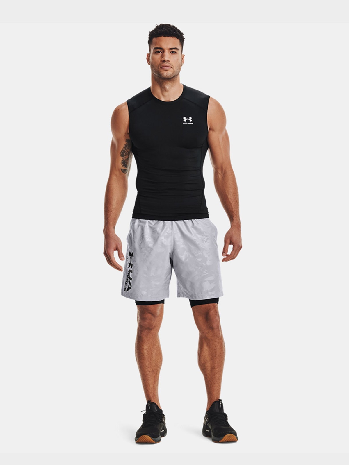 KOSZULKA MĘSKA UNDER ARMOUR BEZRĘKAWNIK SPORTOWY TANK TOP FUNKCYJNY 1361522 Model 1361522