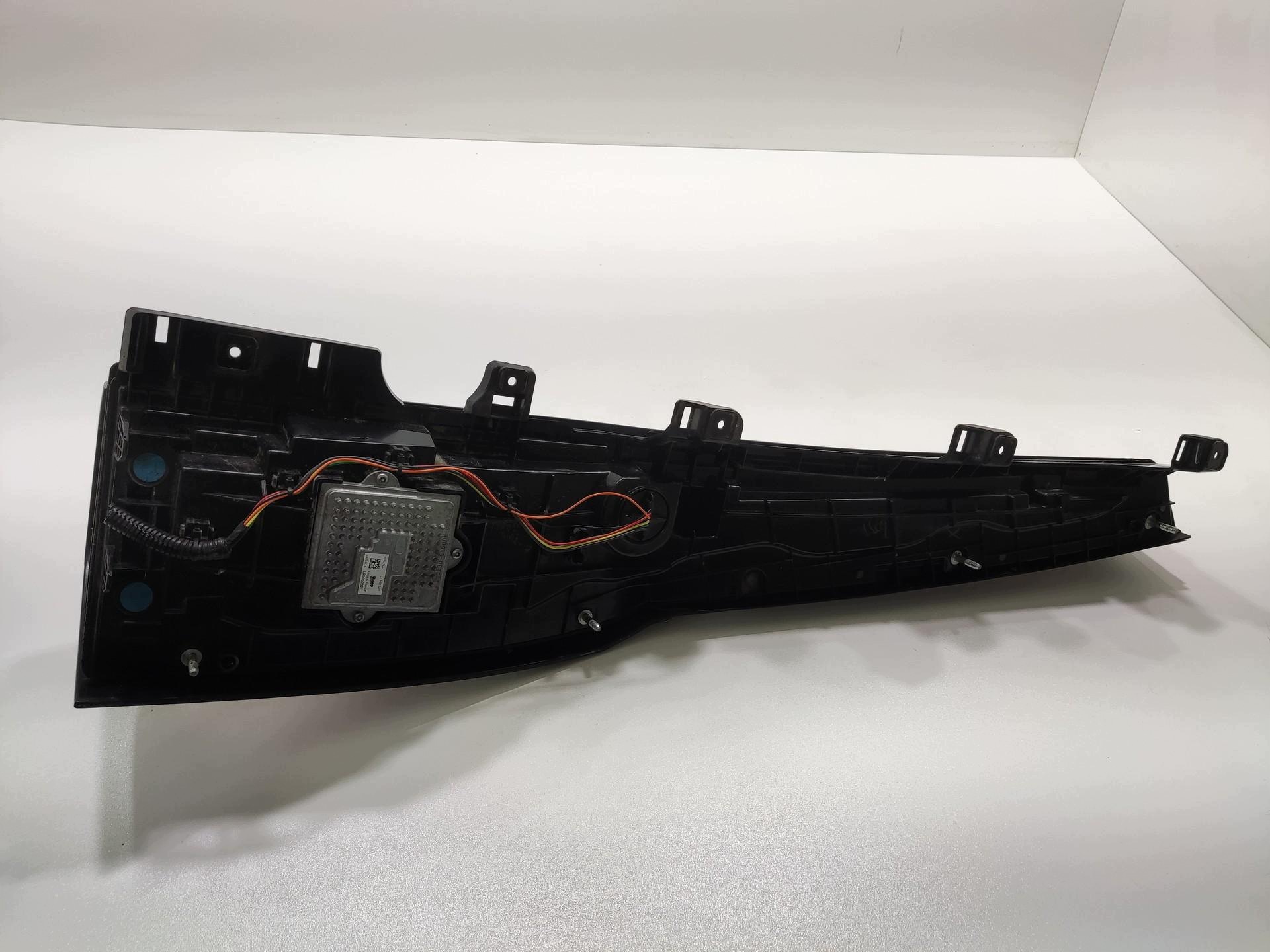 light left left rear part rear CADILLAC ESCALADE IV 2014-2020 23337146 EUROPA