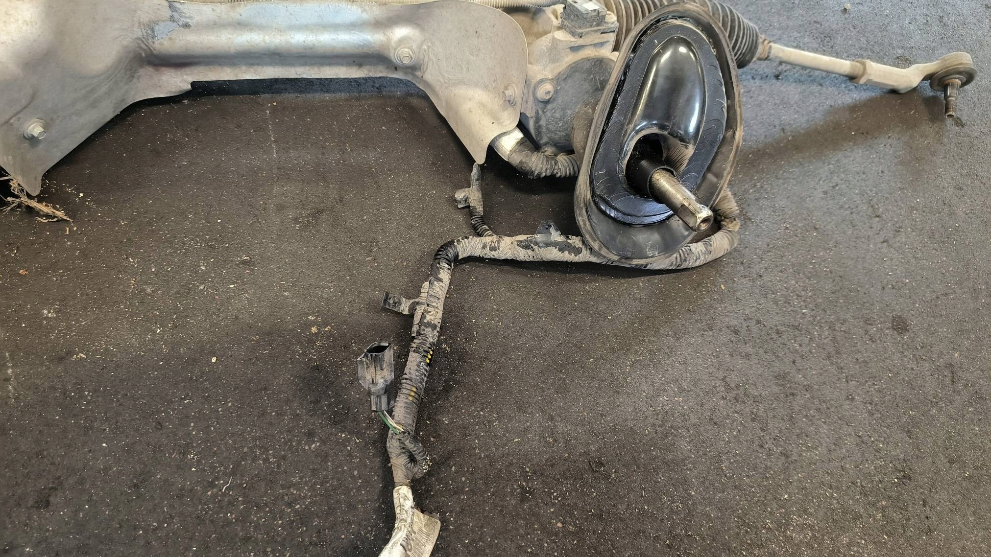 Boîter direction FORD FOCUS MK3 LIFT