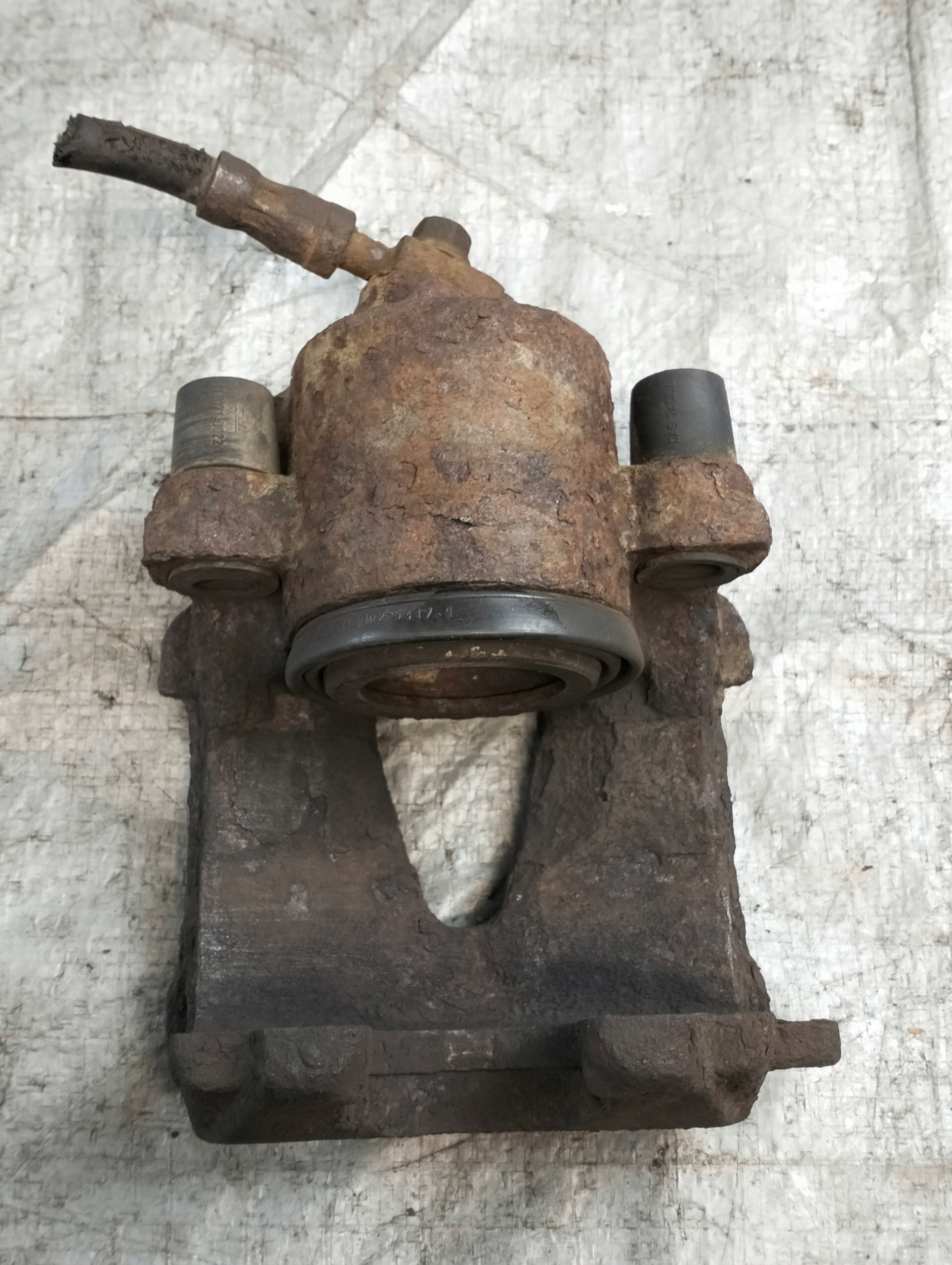 caliper brake left front VOLKSWAGEN GOLF IV 02r