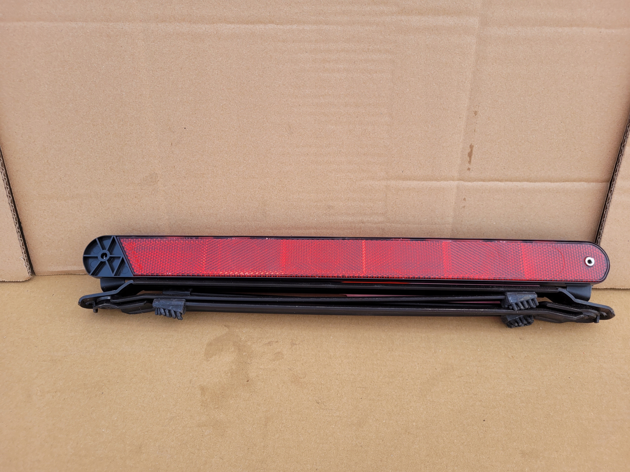 TRÓJKAT OSTRZEGAWCZY D-51570