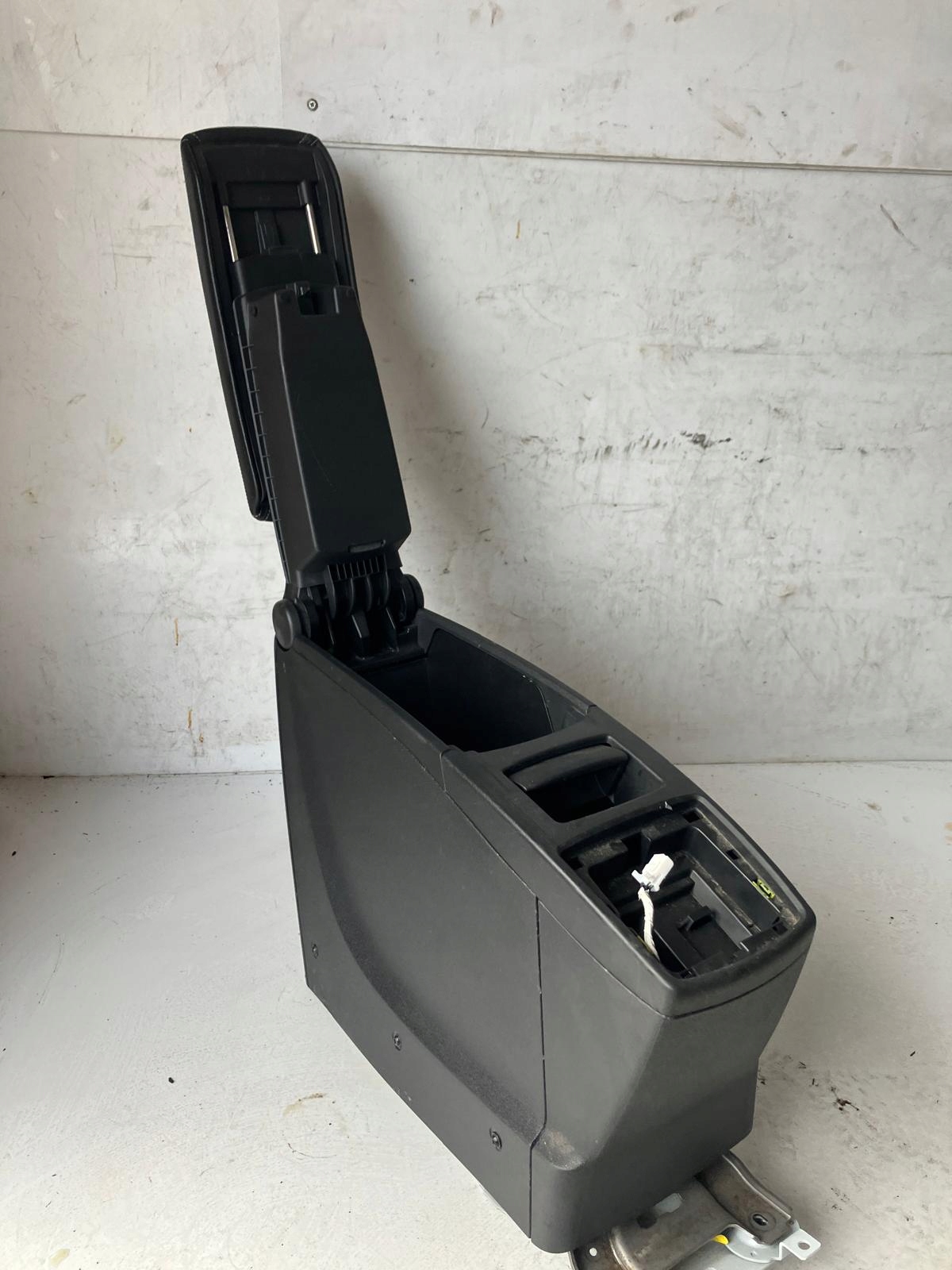 подлокотник renault SCENIC III кожа