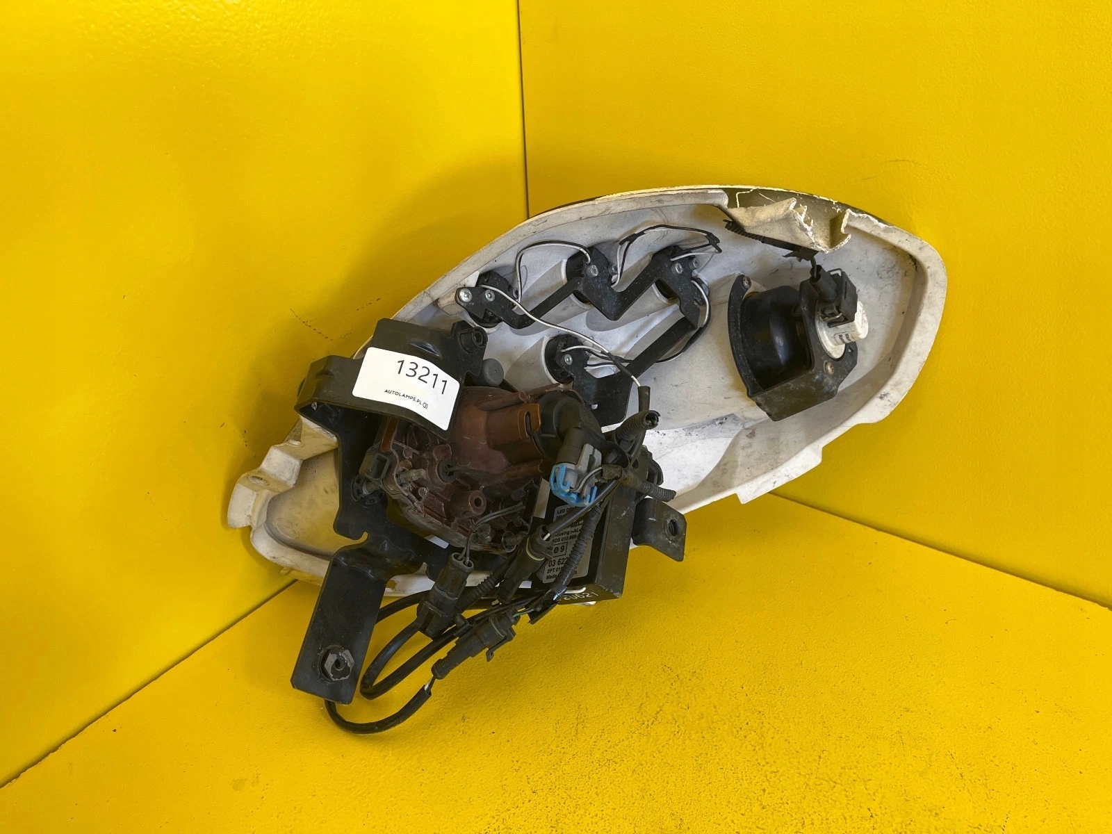 light left Alfa Romeo 4C XENON FULL LED