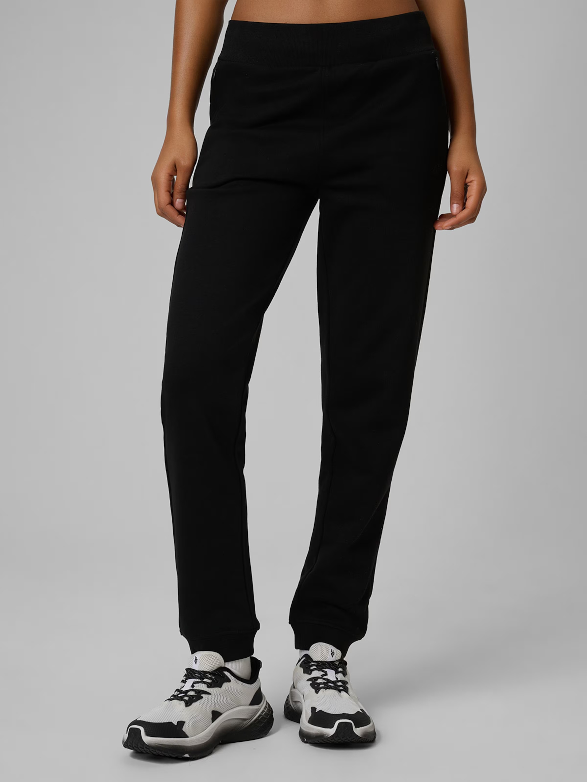 Dámské Teplákové Kalhoty 4F Joggery Středního stavu Bavlněné Černé XL