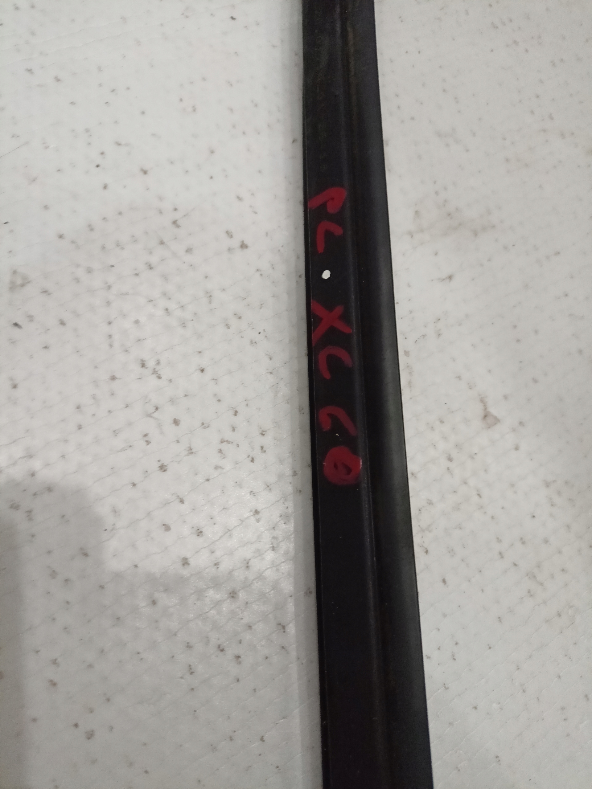 LISTWA CZOŁOWA VOLVO XC60 PRZÓD LEWY