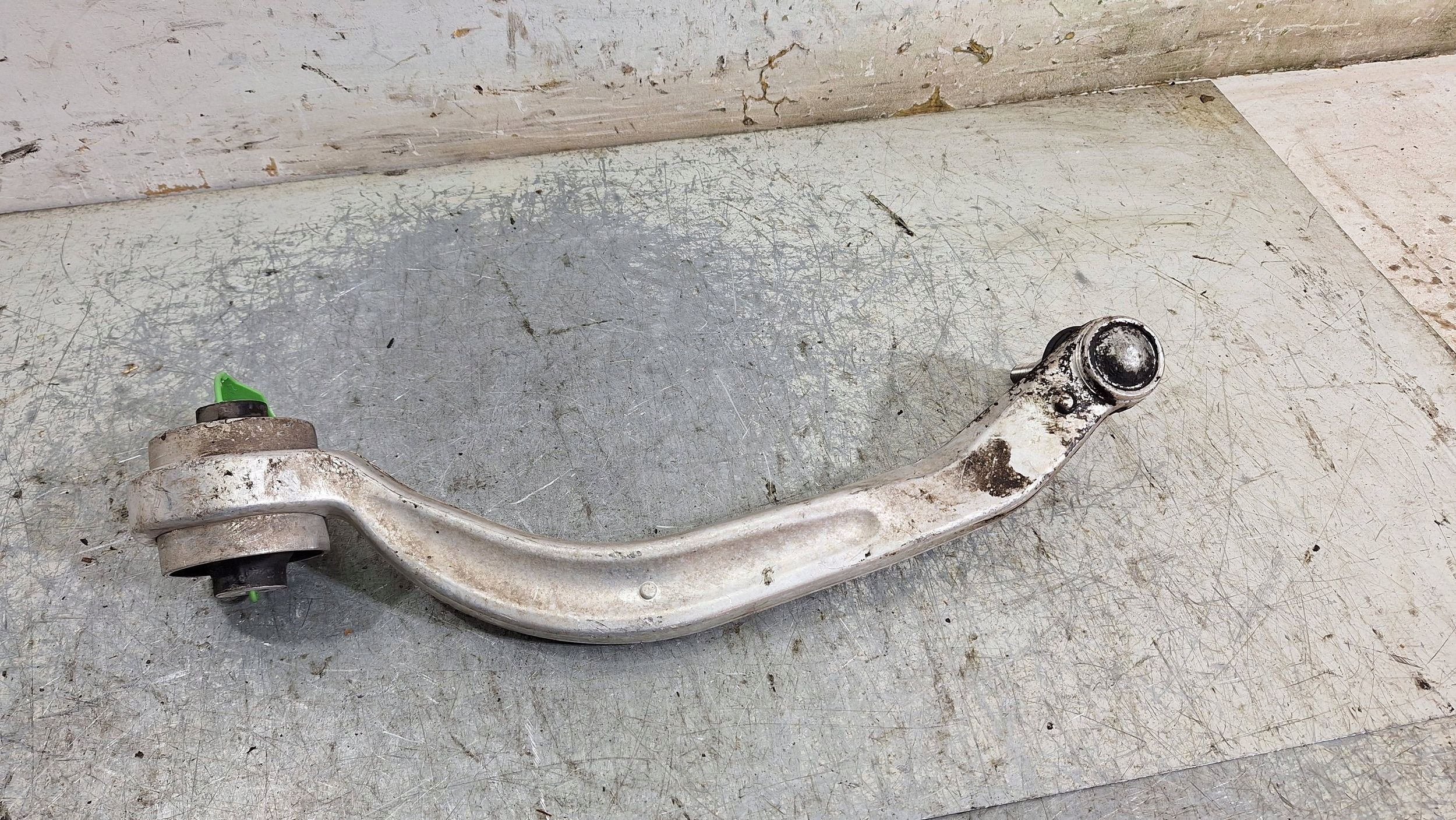 Querlenker rechts vorne 8E0407694AA AUDI A4 B6 B7