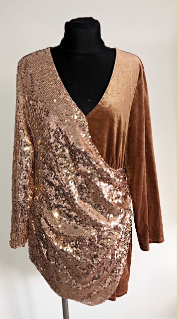 Flitrová Zdobená Večerní Šaty Pro Plnoštíhlou Ženu 44 XXL