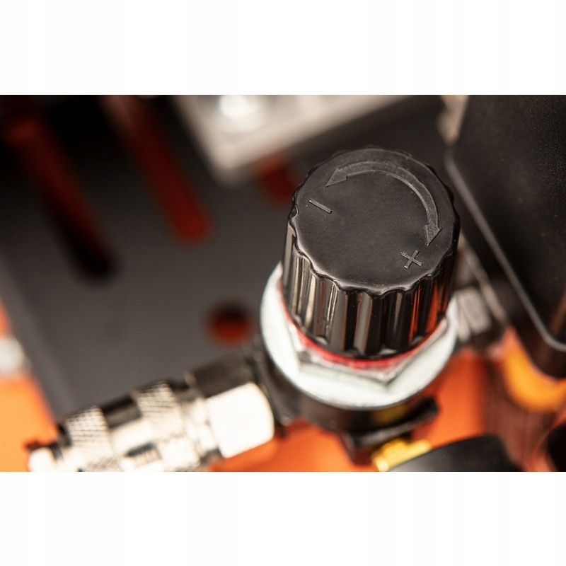 Kompresor olejowy 150l, 230V Neo Tools 12K031 Zasilanie sieciowe