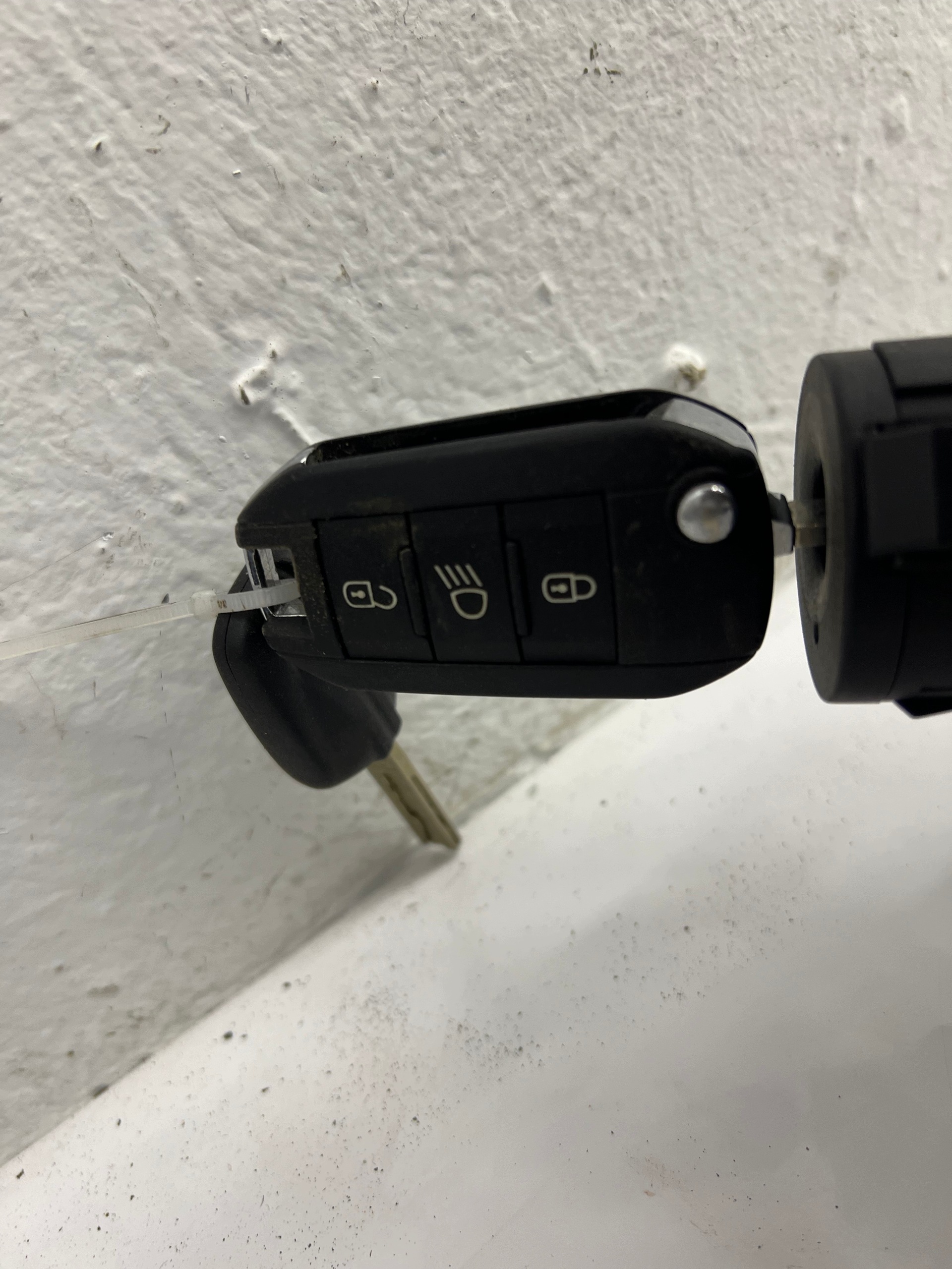ignition key KLUMNA PILOT PEUGEOT 2008 and 2013-2019 EUROPA